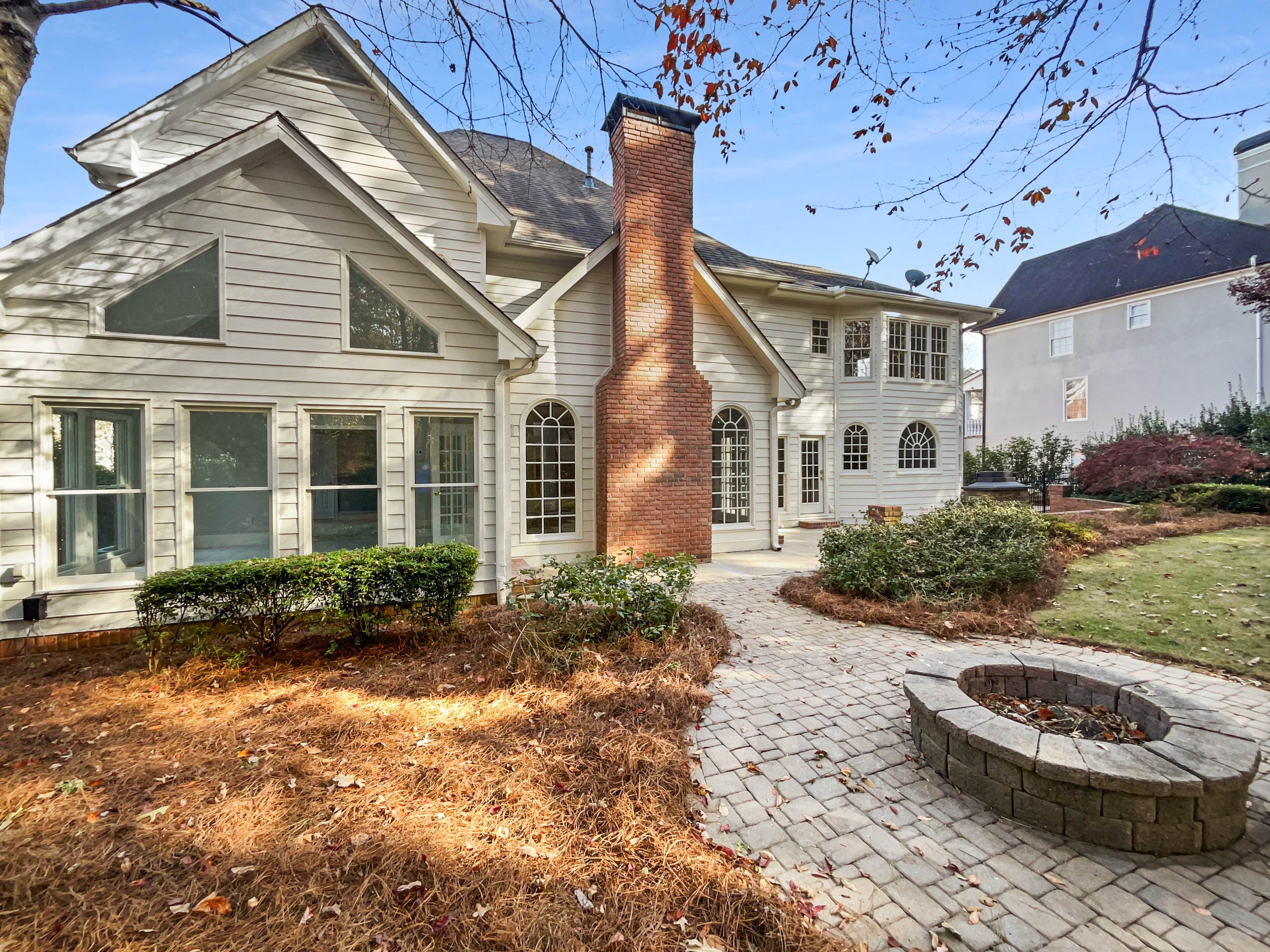 Photo 16 of 58 of 530 Kearny St, Alpharetta, GA