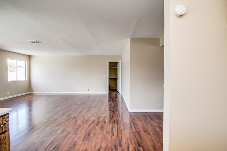 Photo 10 of 37 - 7426 W Carol Ave, Peoria, AZ 85345