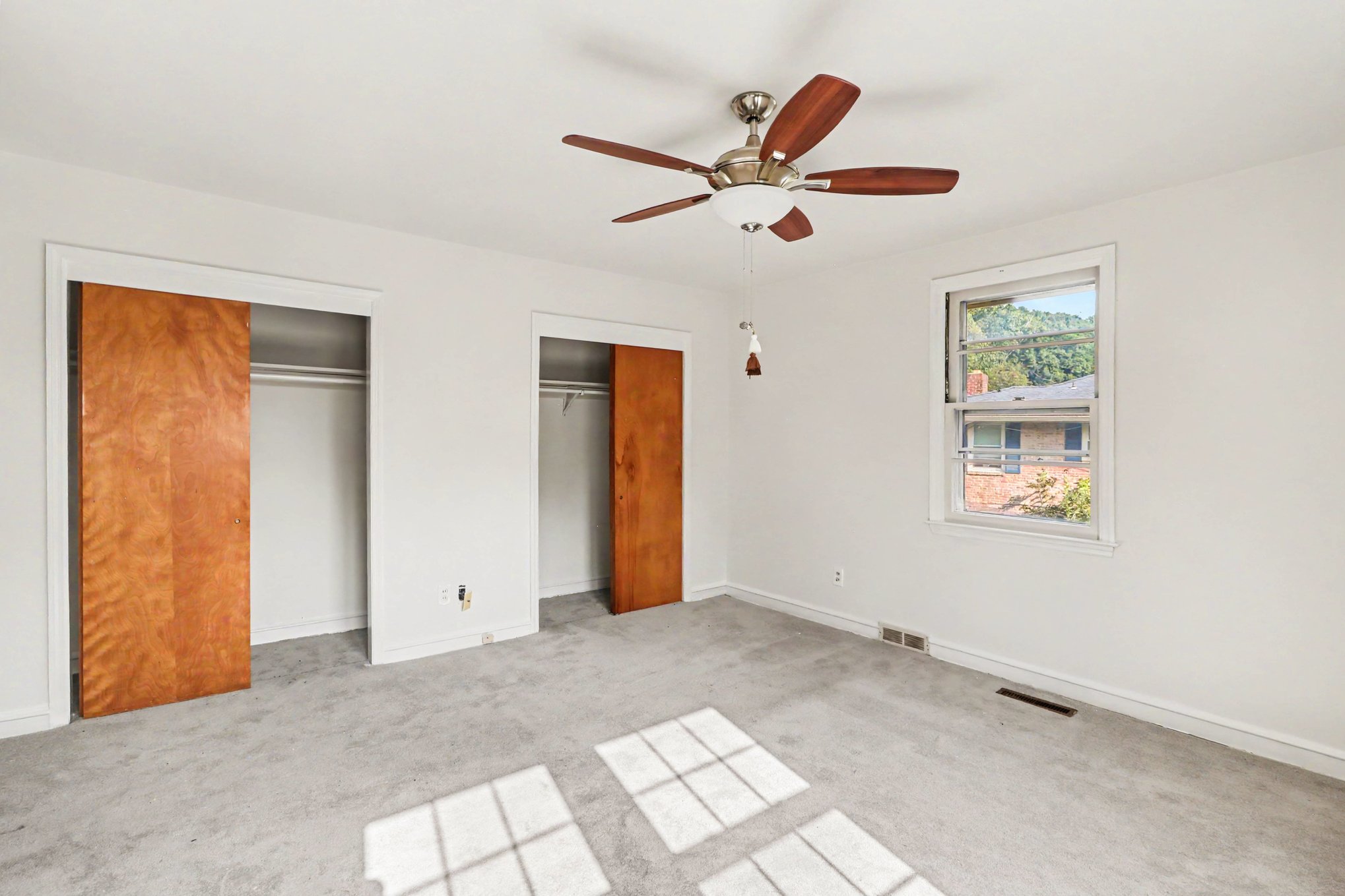 Photo 21 of 40 of 1202 Hillside Blvd, Wilmington, DE