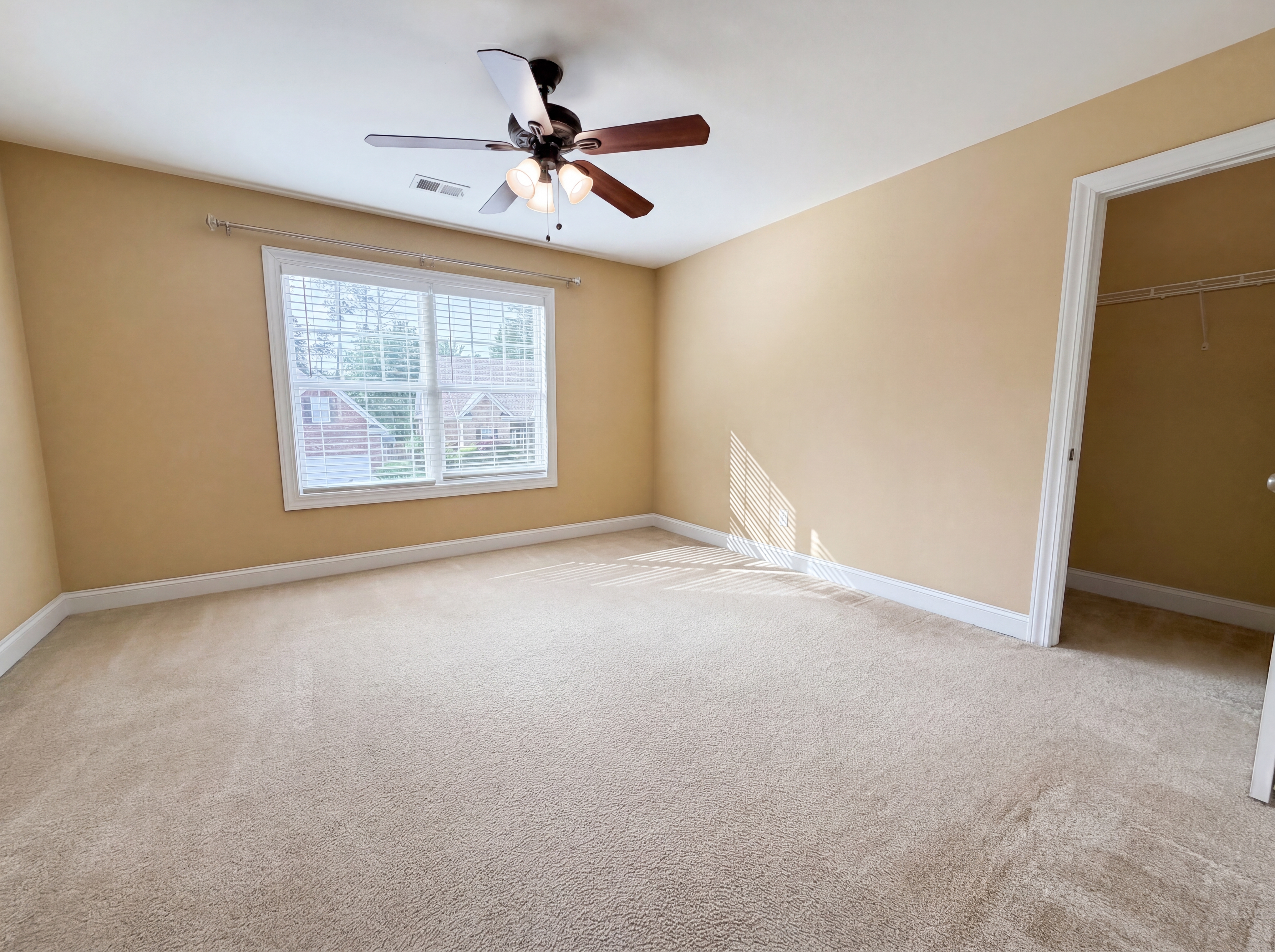 Photo 4 of 32 of 1151 Ashland Dr, Columbia, SC