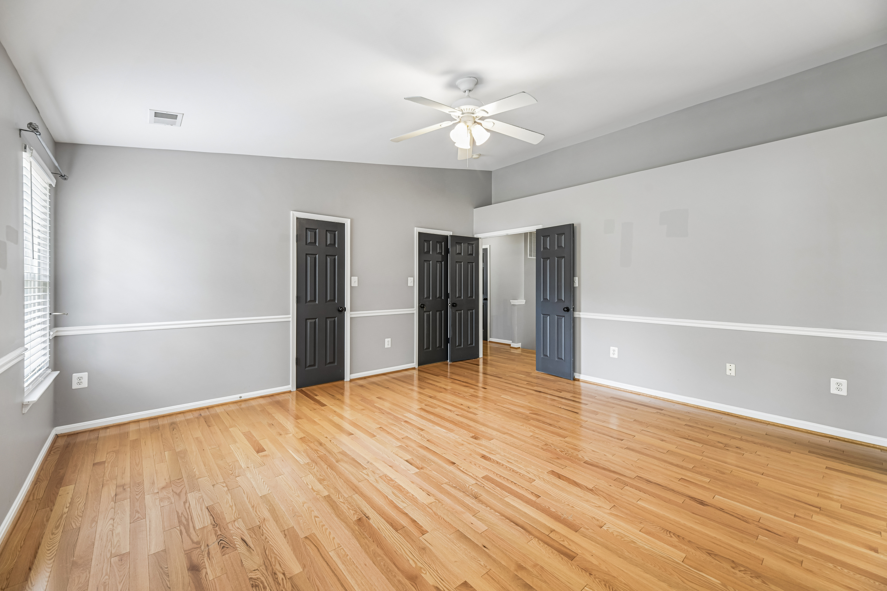 Photo 28 of 84 of 6046 Persinger House Ct, Manassas, VA