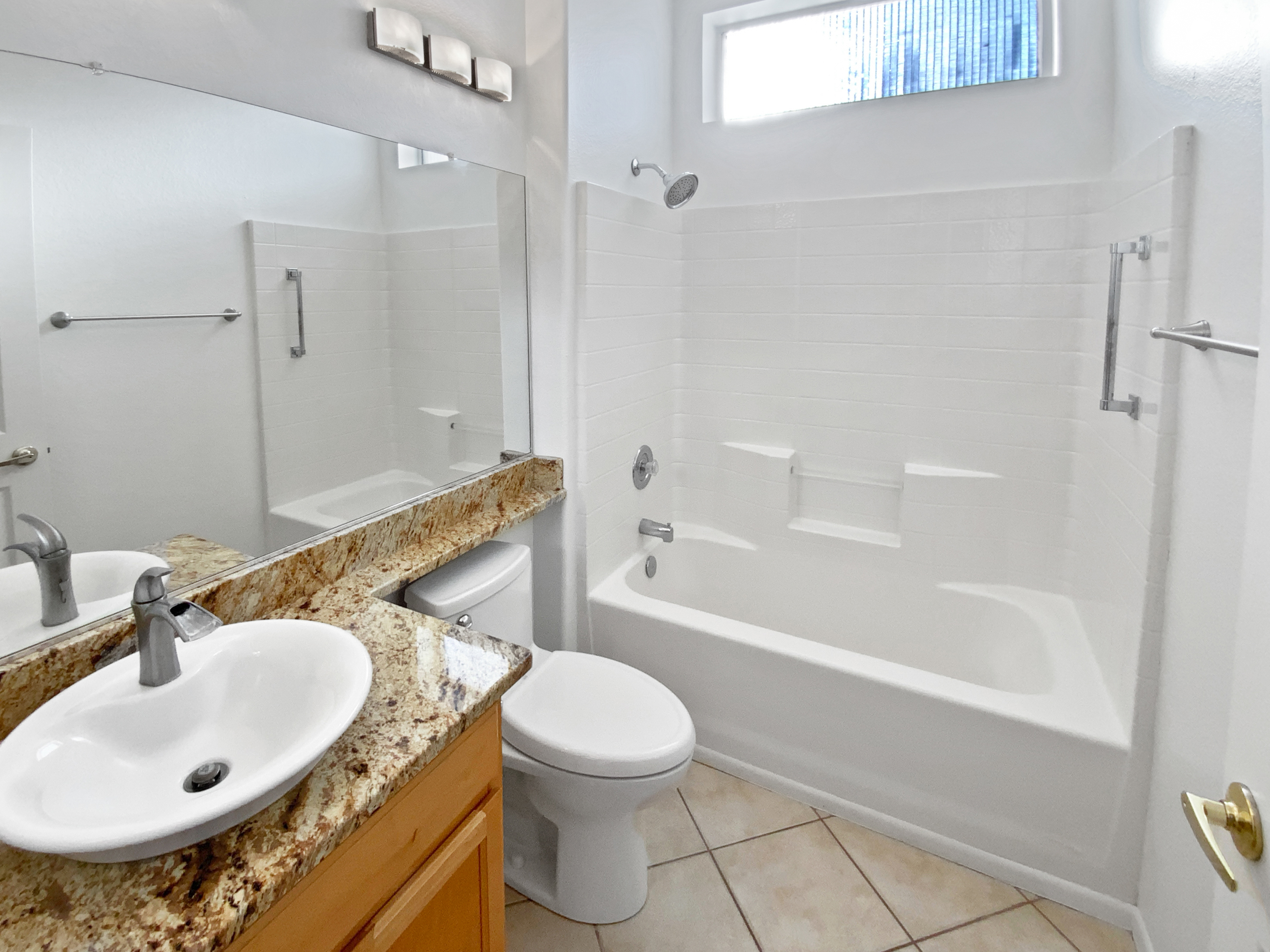 Photo 8 of 25 of 15121 W Arzon Way, Sun City West, AZ