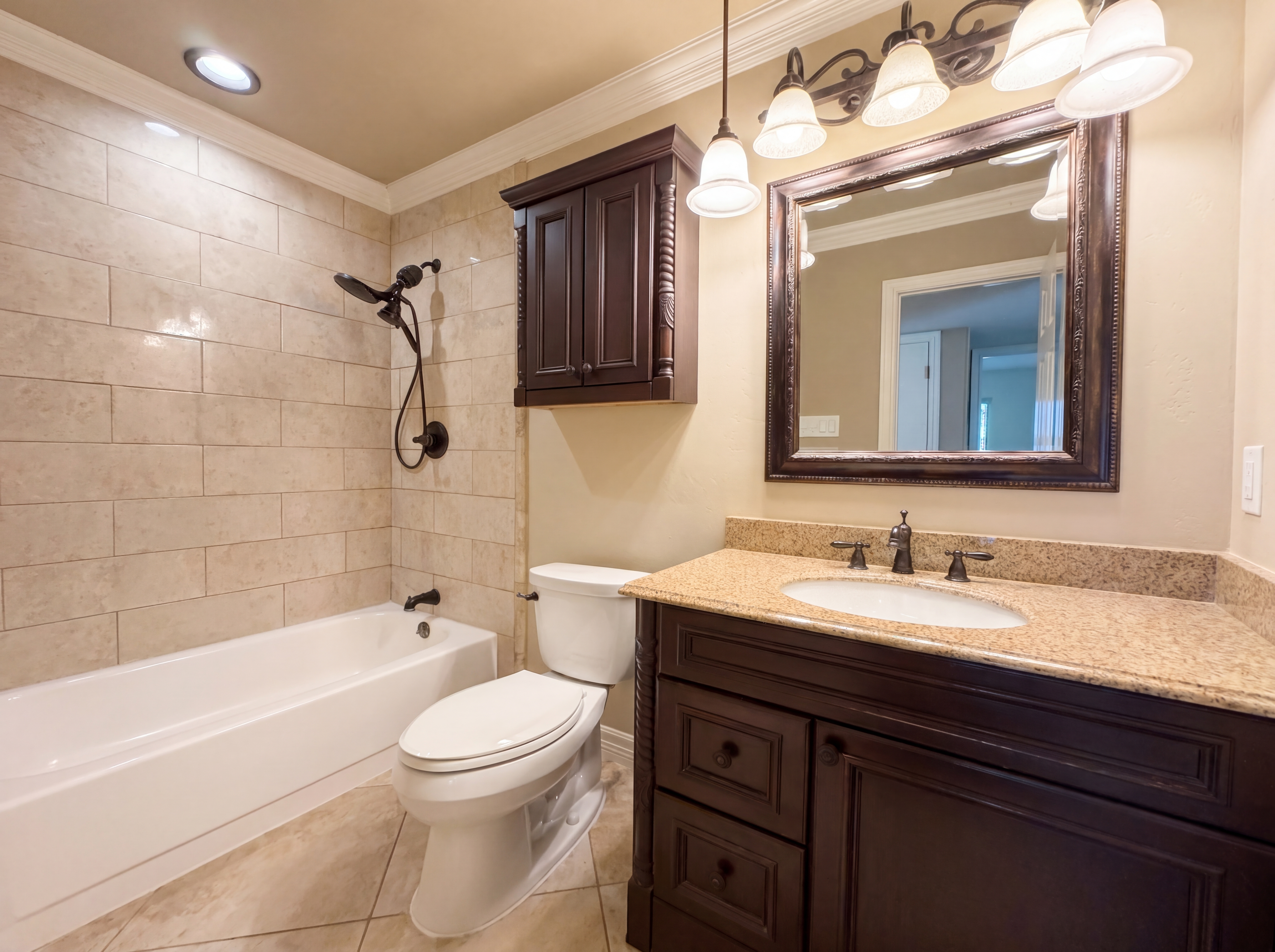 Photo 9 of 28 of 6302 Zanes Ct, Plano, TX