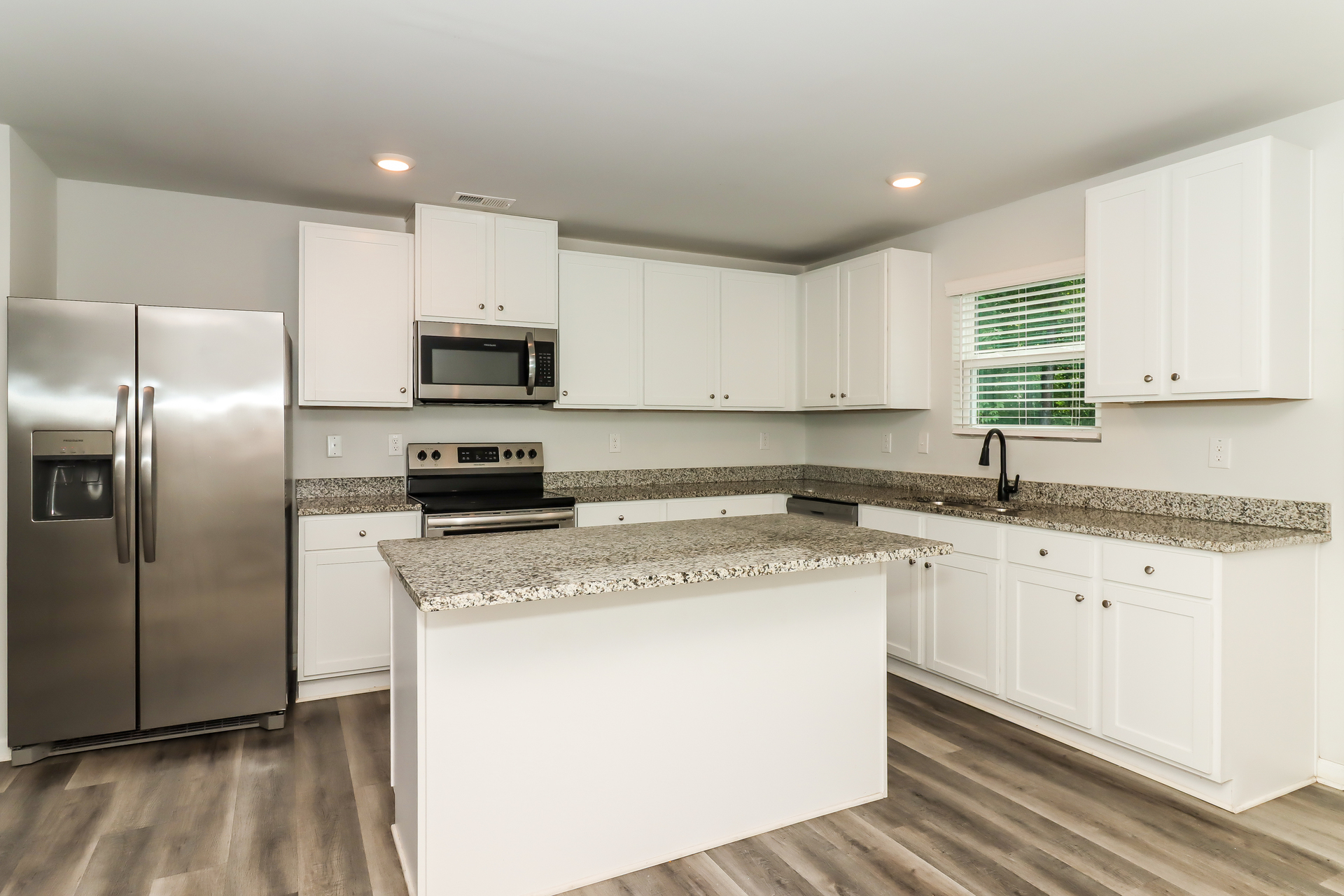Photo 8 of 22 of 309 Muskogee Dr, Dallas, GA