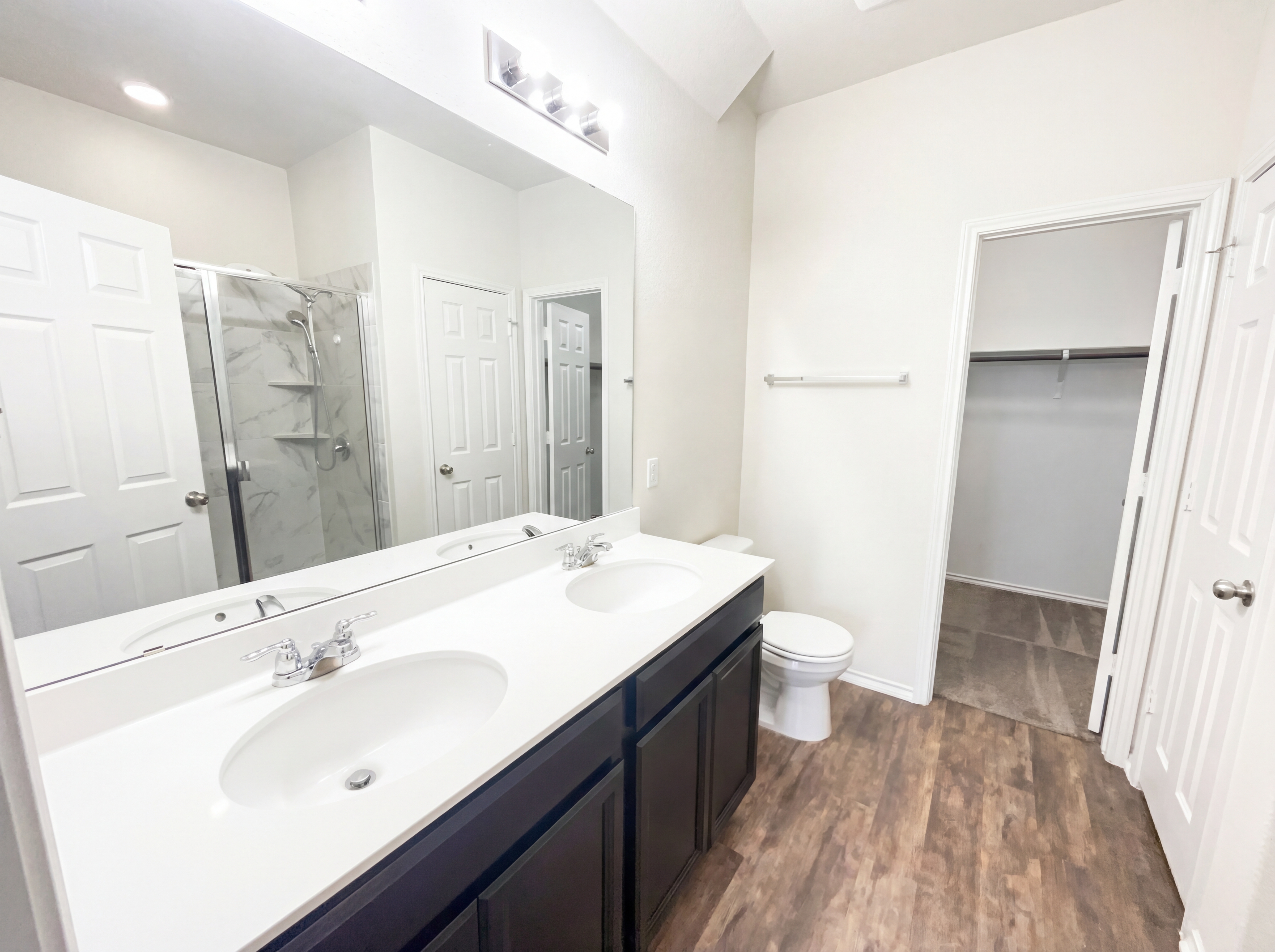 Photo 17 of 22 of 709 Hummingbird Ln, Leander, TX