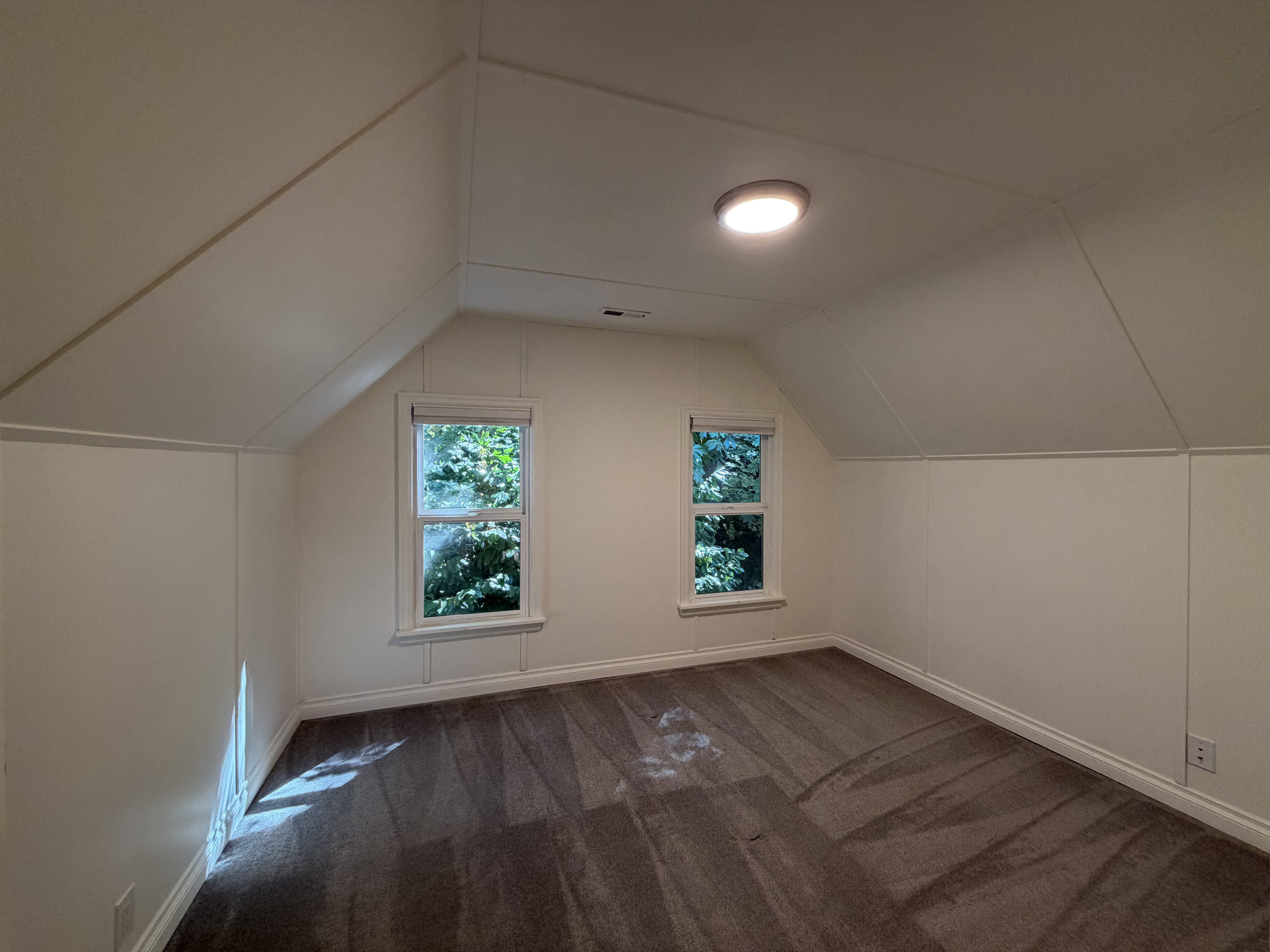 Photo 14 of 26 of 605 Ash St, Lake Oswego, OR