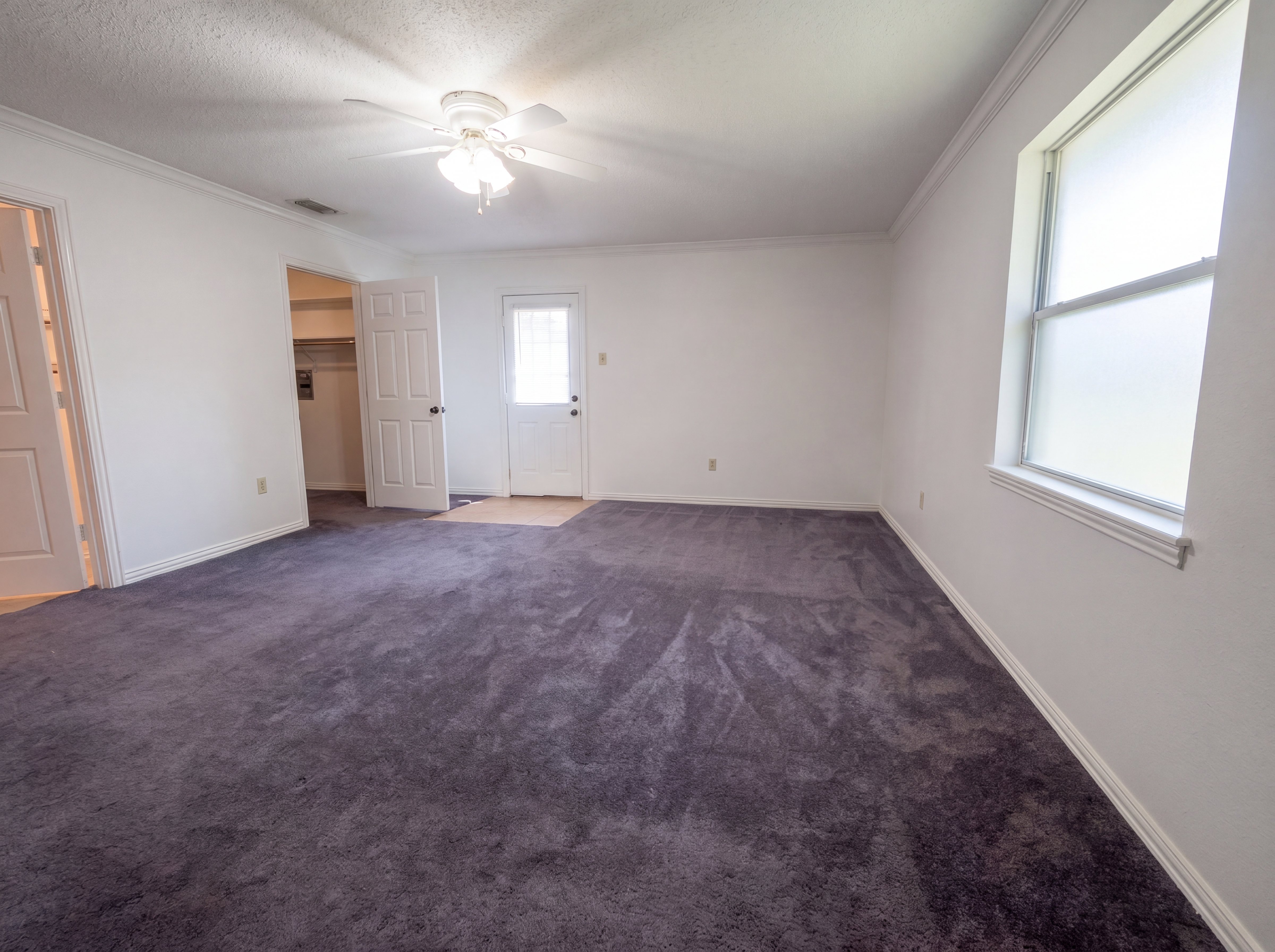 Photo 4 of 24 of 308 N Todd St, Bullard, TX