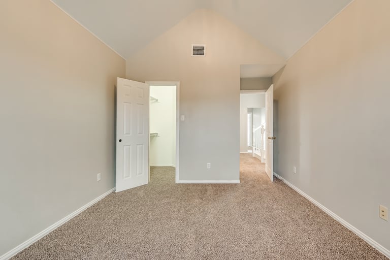 Photo 27 of 34 - 600 Country Meadow Dr, Murphy, TX 75094
