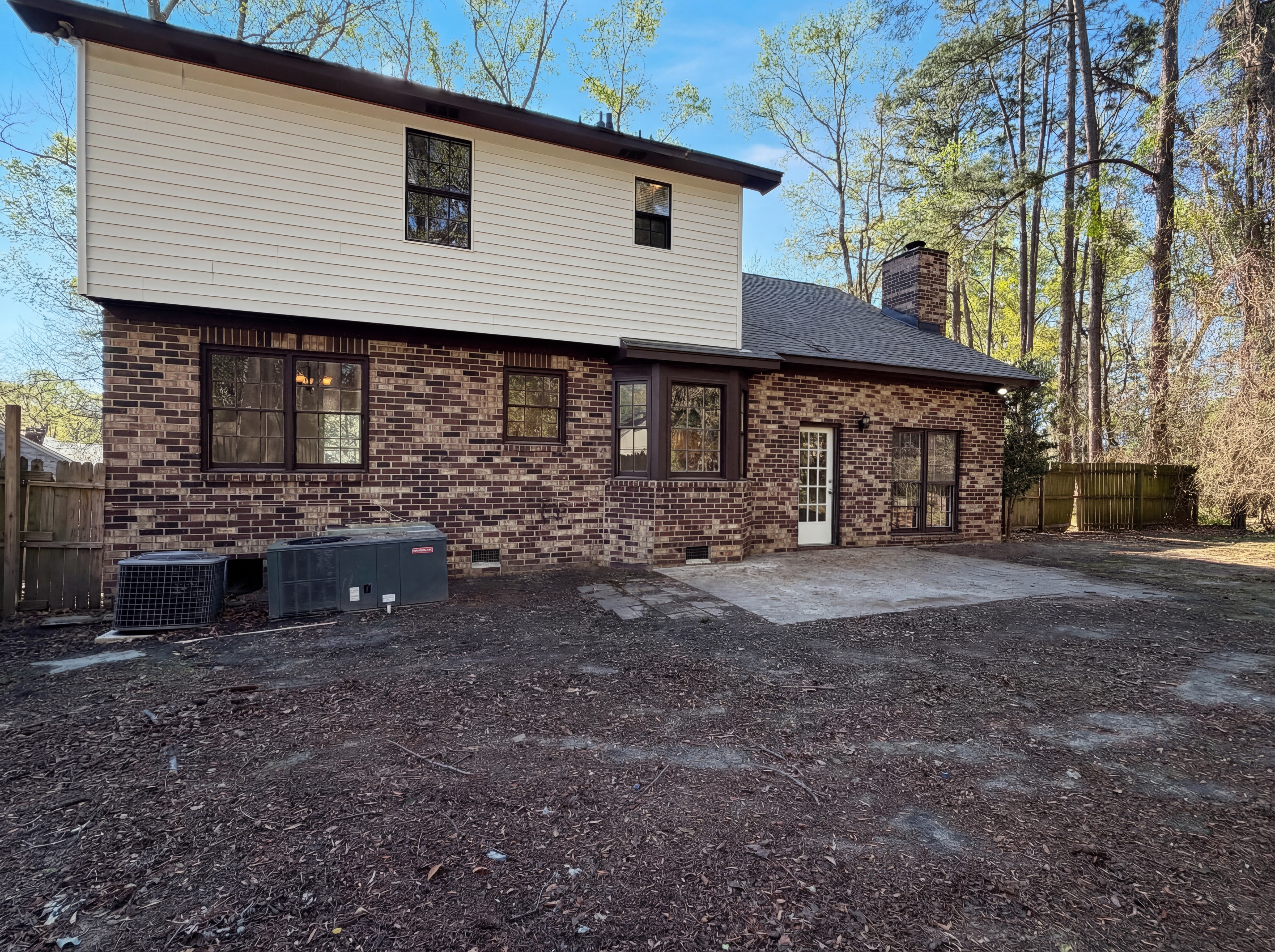 Photo 10 of 22 of 102 Brailsford Rd, Summerville, SC