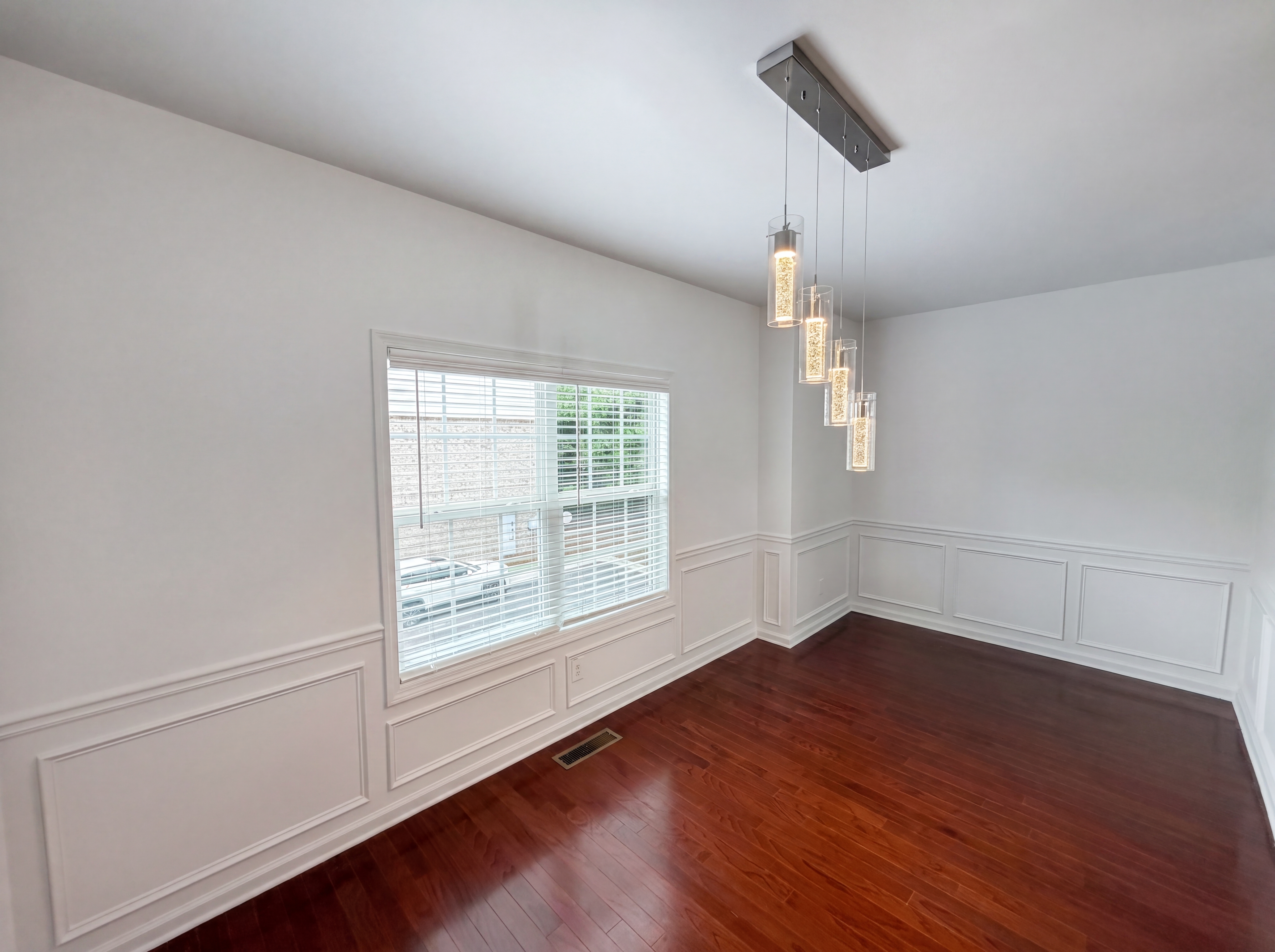 Photo 8 of 44 of 2102 Tidal Cv, Lawrenceville, GA
