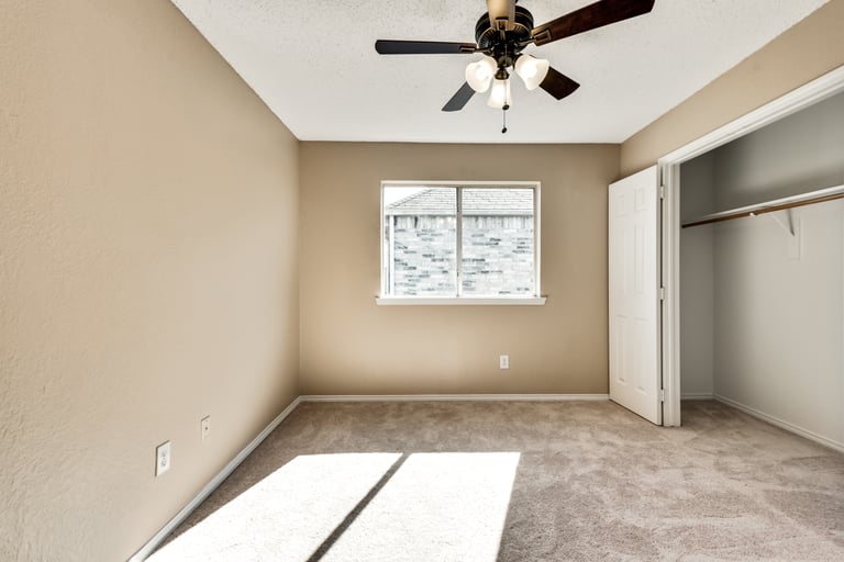 Photo 17 of 27 - 1305 Copper Meadow Dr, Mesquite, TX 75149