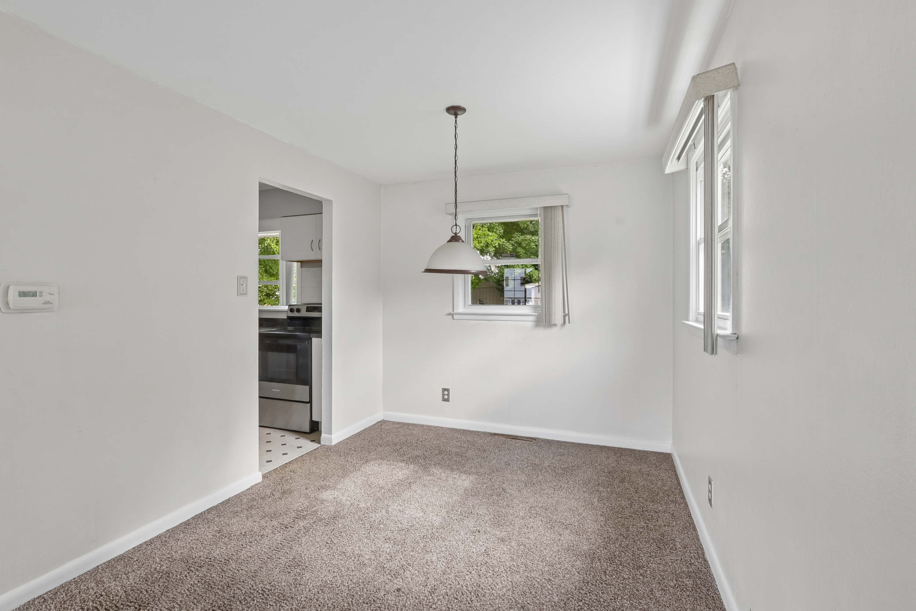 Photo 10 of 46 of 136 Cressmont Ave, Blackwood, NJ