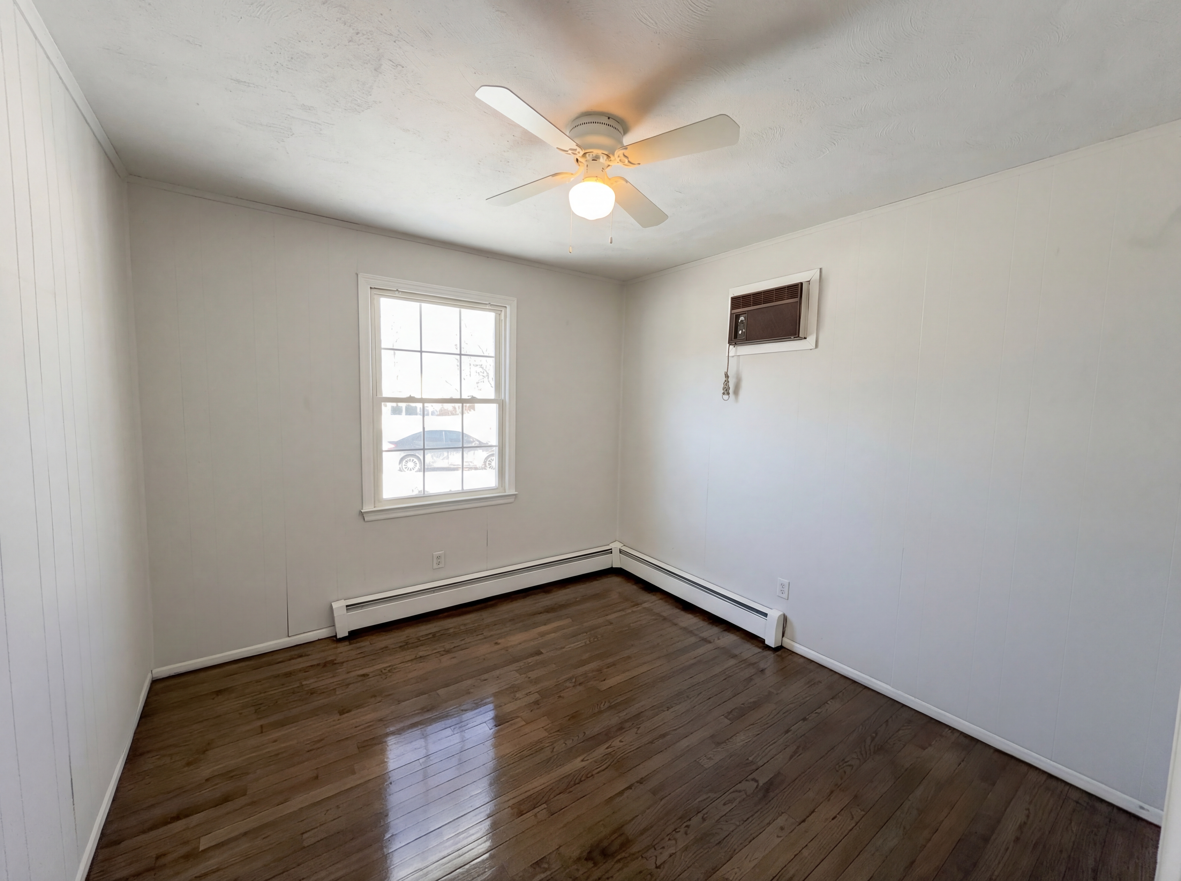 Photo 8 of 24 of 47 Brandywine Cir, Piscataway, NJ
