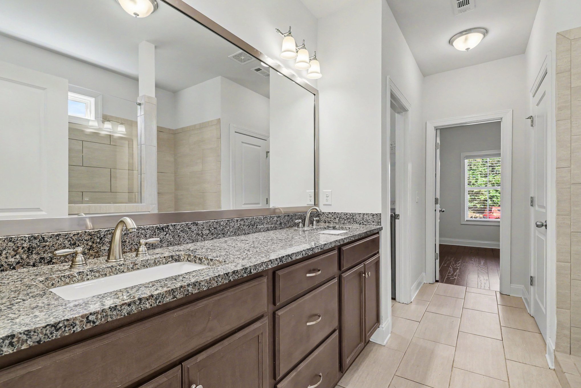 Photo 7 of 19 of 99 Glen Oaks Dr, Dawsonville, GA