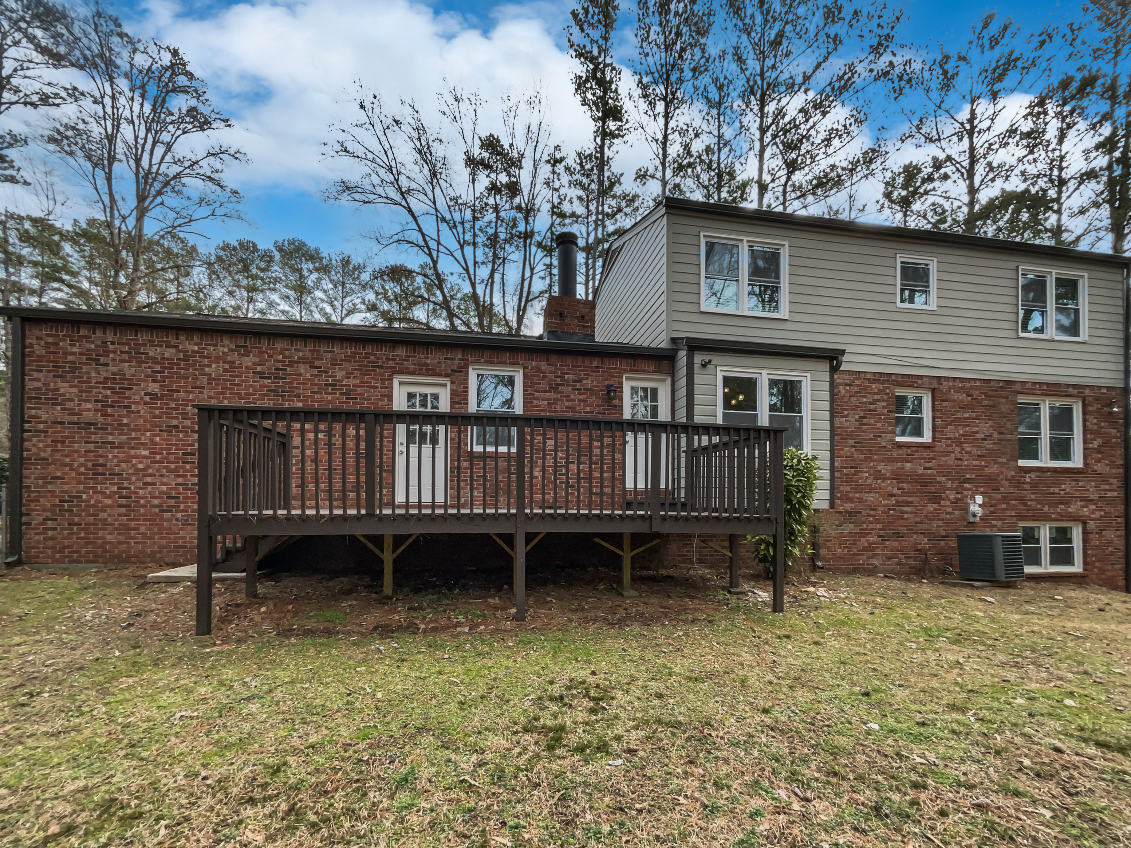 Photo 8 of 37 of 6390 E Stubbs Rd, Atlanta, GA