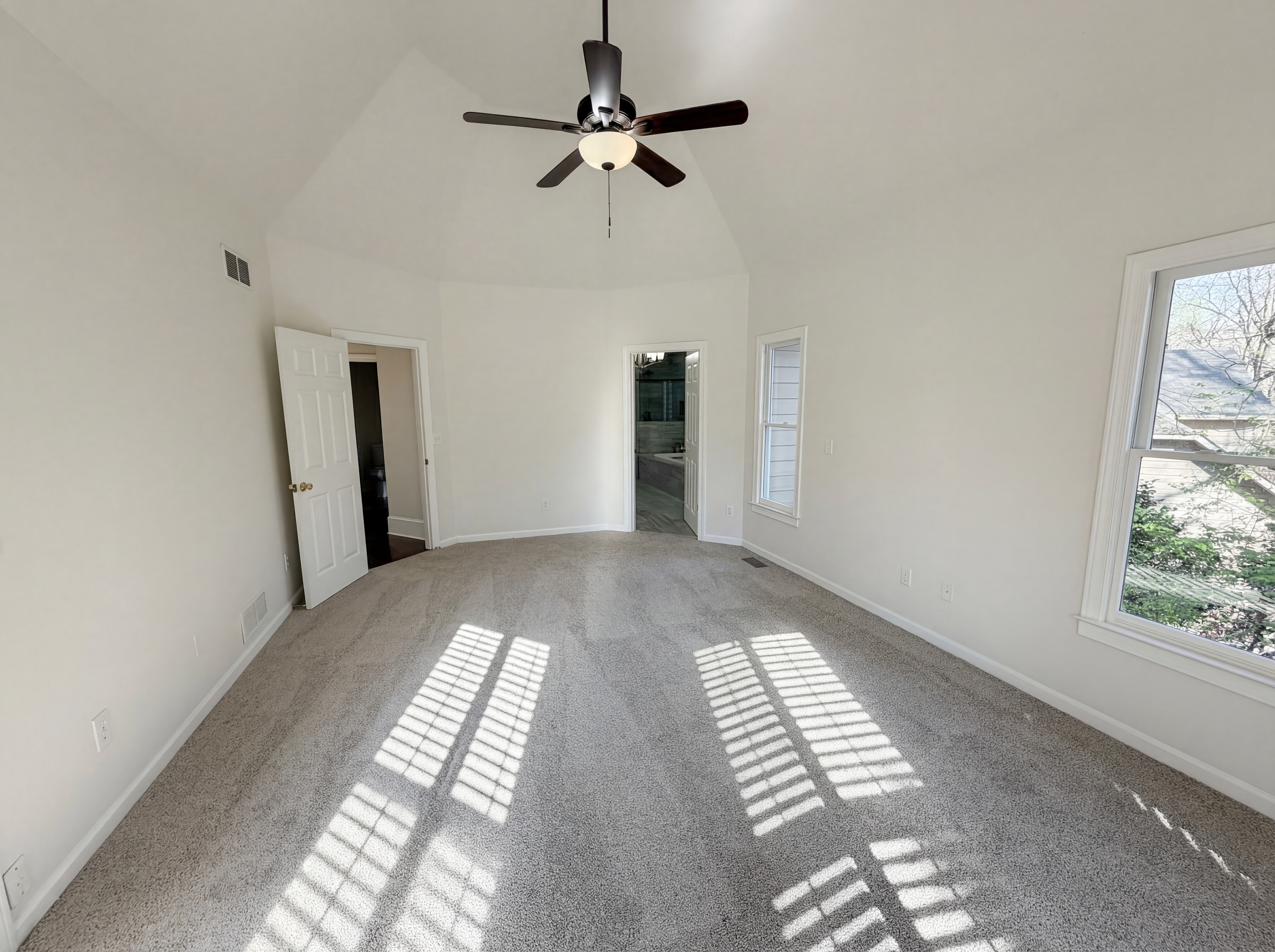 Photo 15 of 25 of 5011 Lake Holw, Douglasville, GA