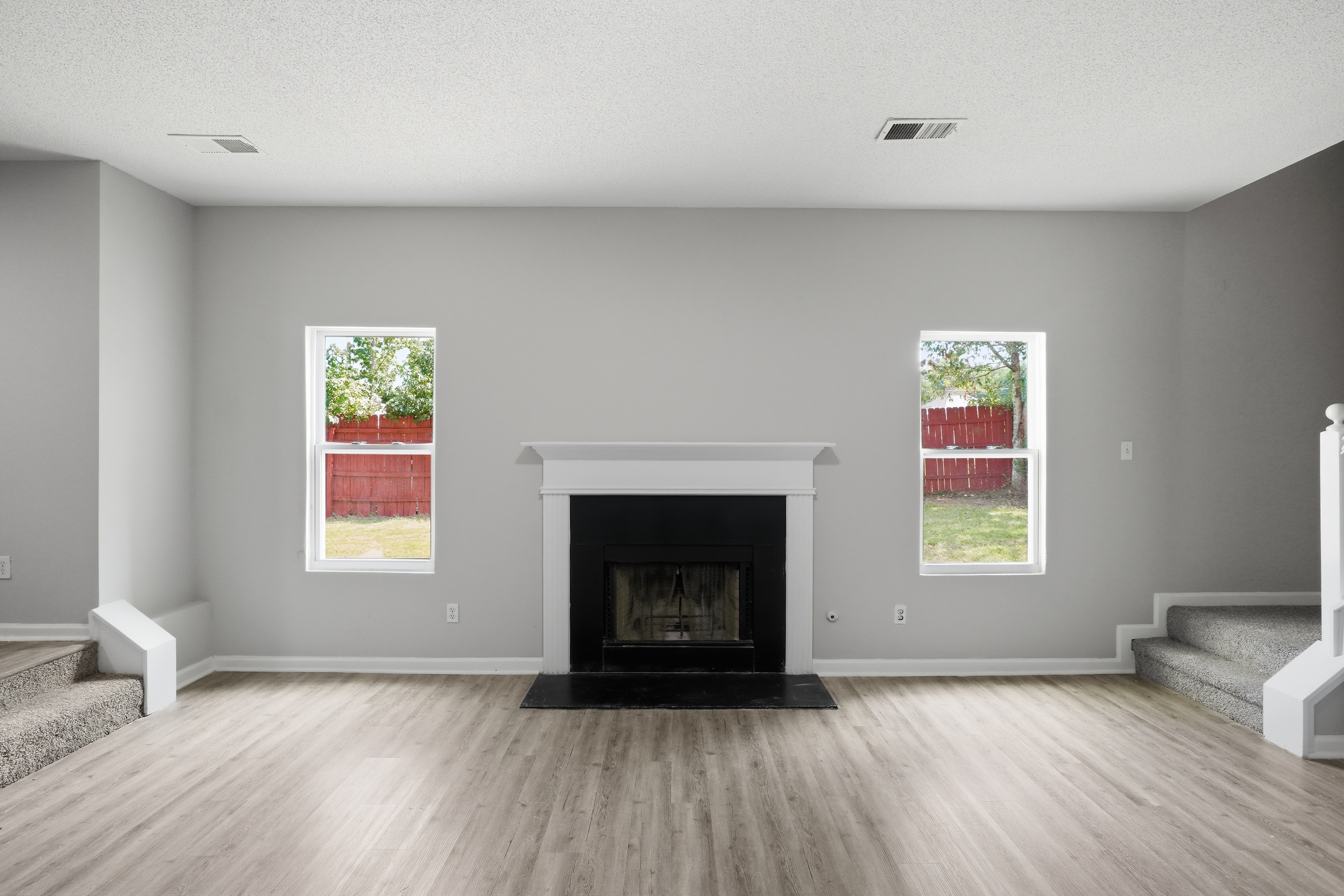 Photo 3 of 33 of 2124 Hairston Creek Pkwy, Decatur, GA