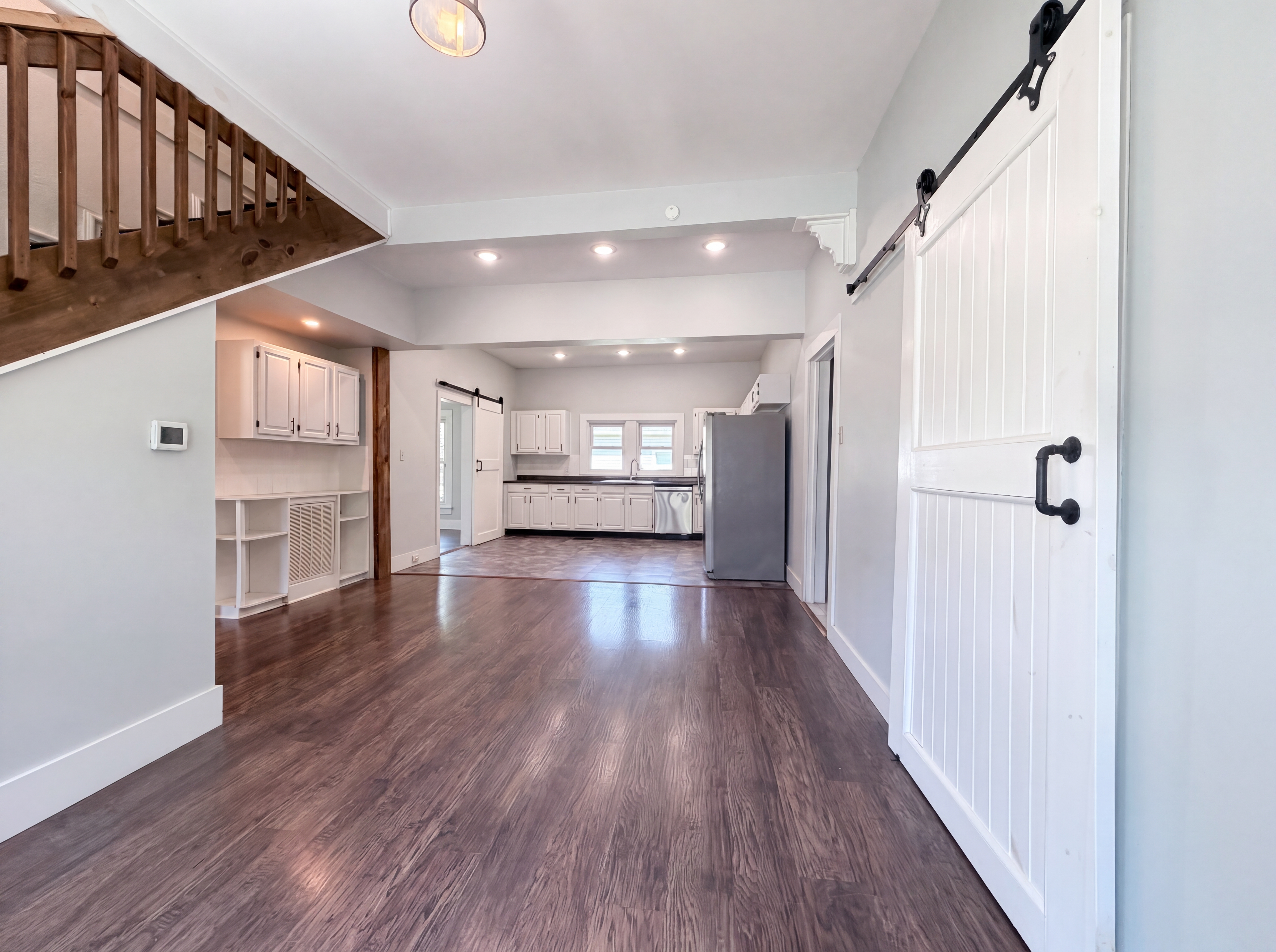 Photo 8 of 19 of 406 Dingler Ave, Mooresville, NC
