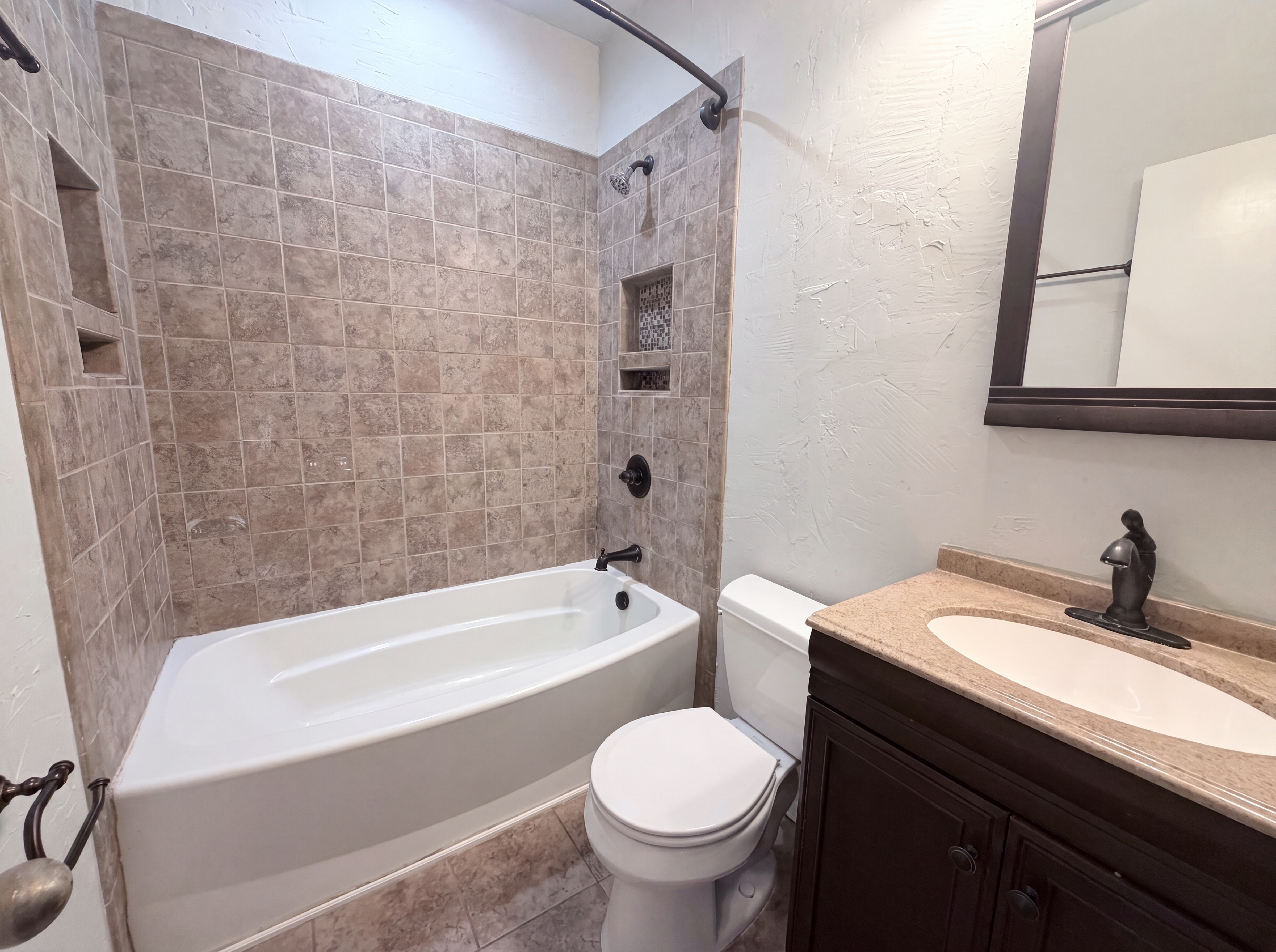 Photo 12 of 17 of 642 Gardiner St, Starke, FL