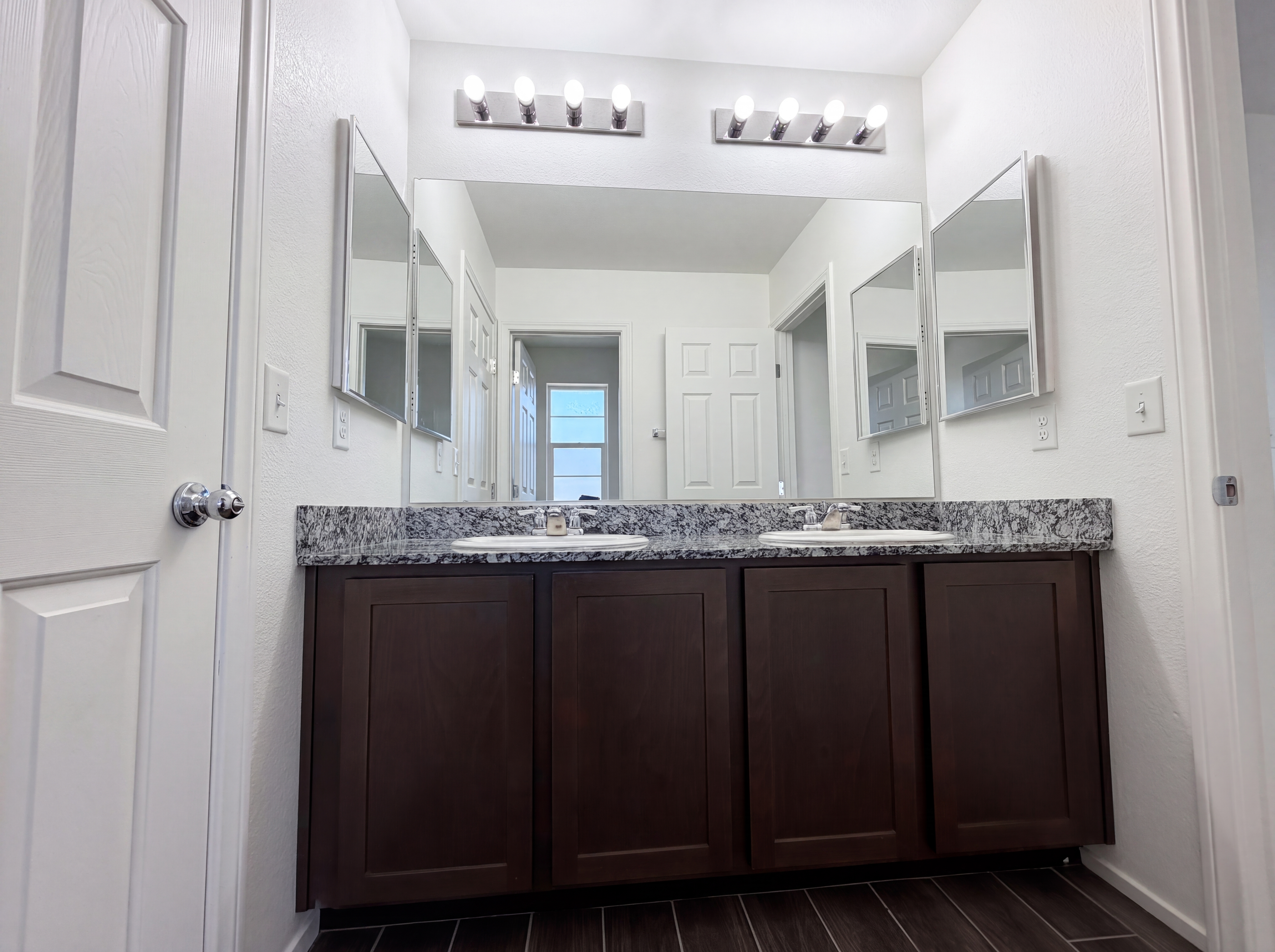 Photo 13 of 45 of 4156 Seclusion Bay Ave, North Las Vegas, NV