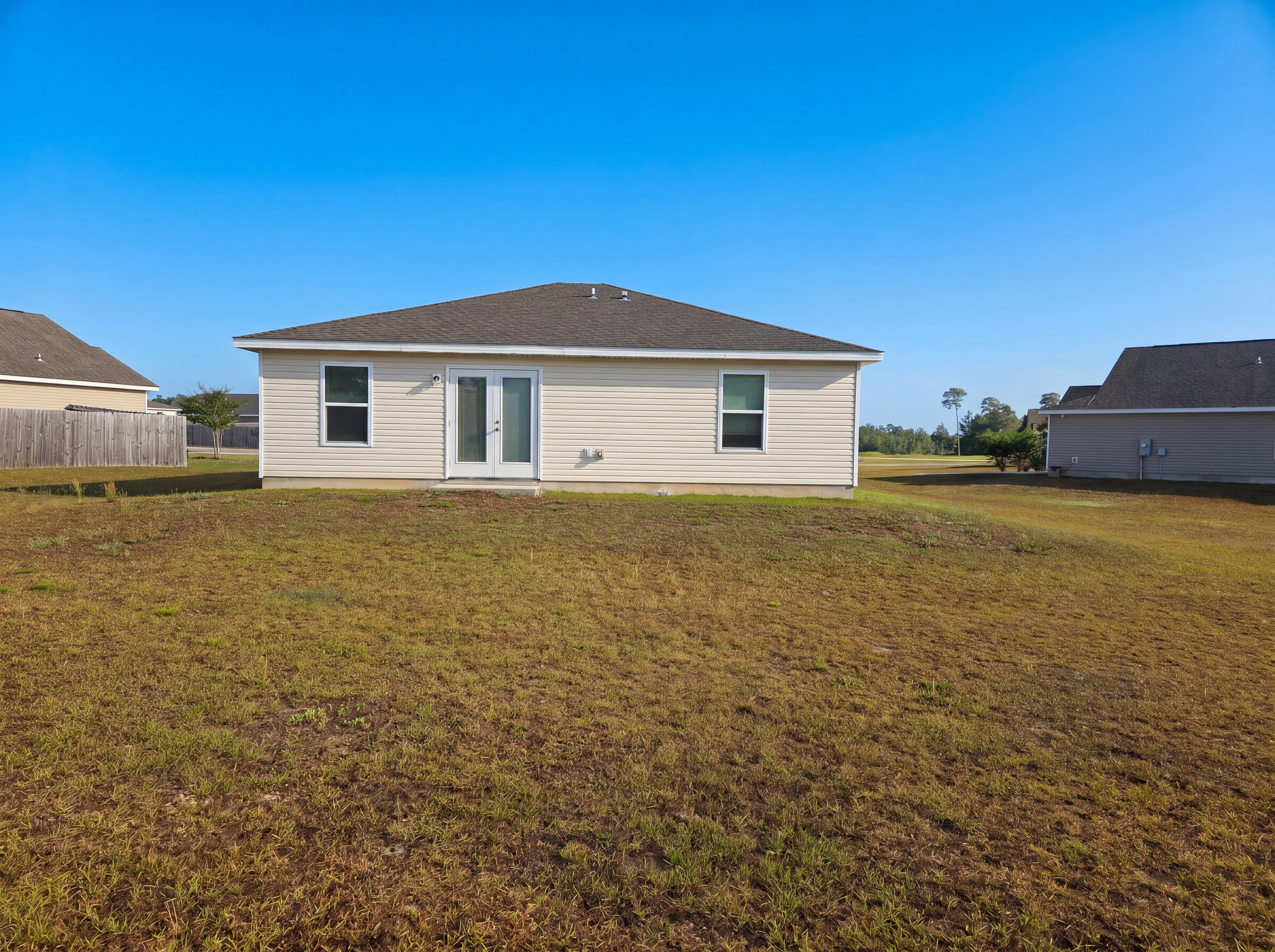 Photo 5 of 21 of 128 Mikaela Ave, Defuniak Springs, FL