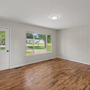 Property photo 3 of 905 N Wilder Rd
