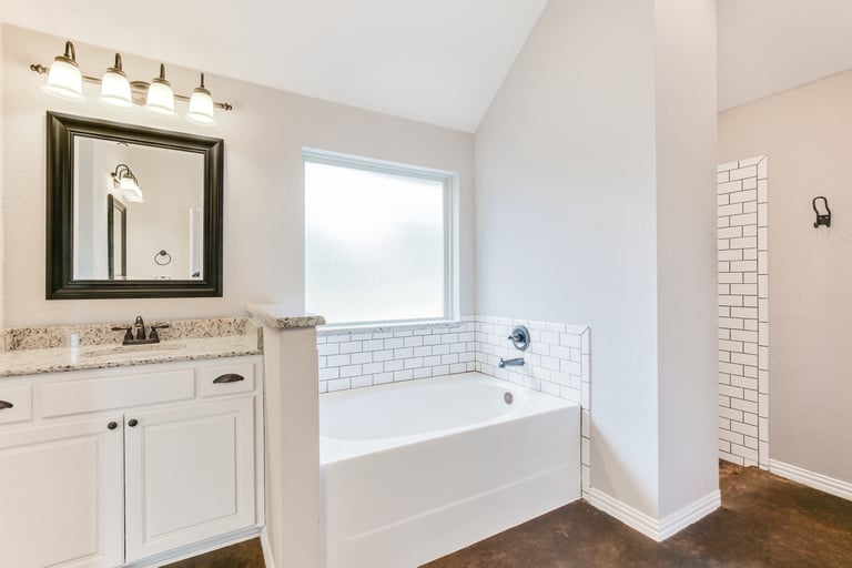 Photo 3 of 25 - 5655 Gebron Ct, Fort Worth, TX 76126