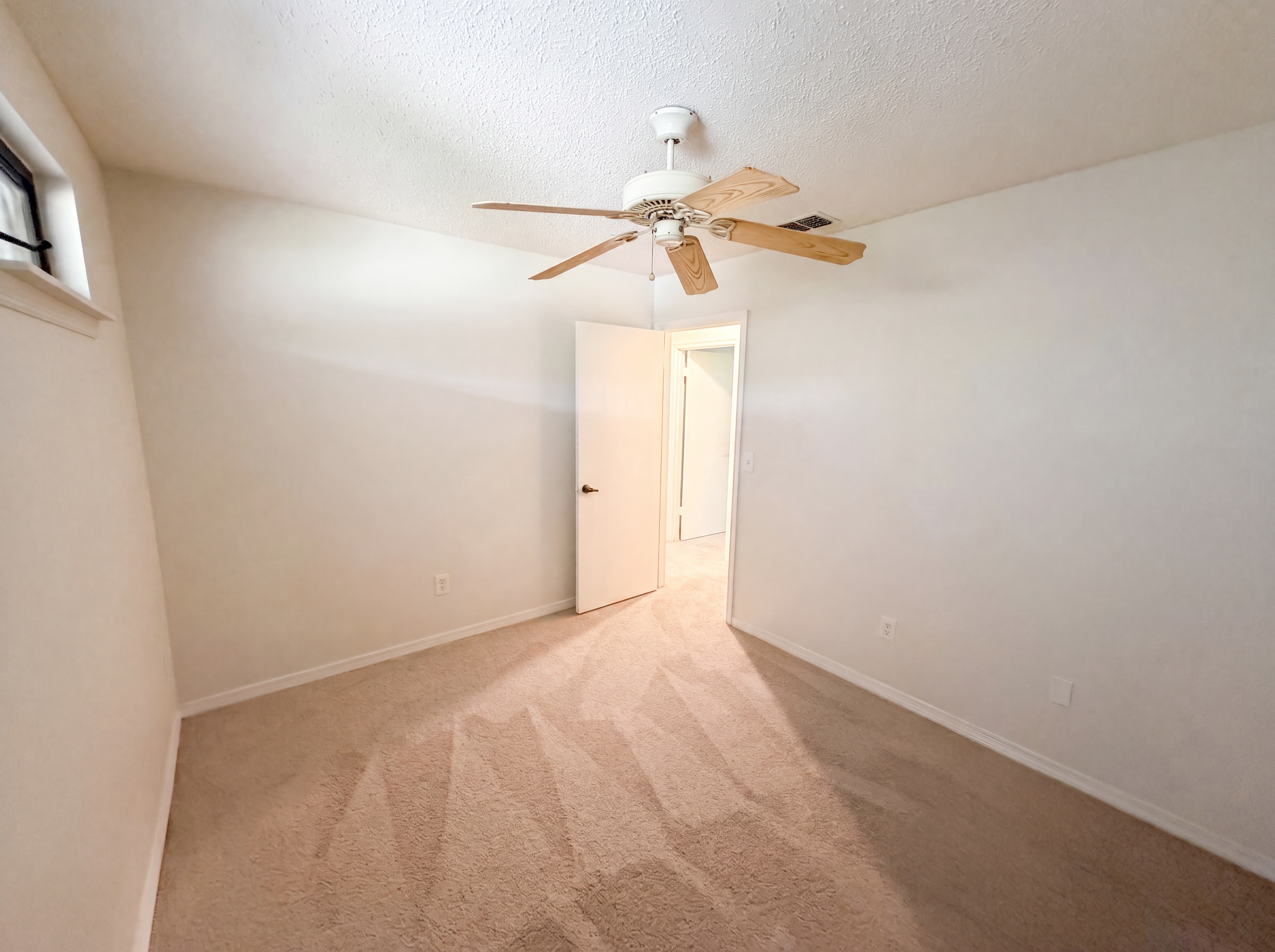 Photo 16 of 28 of 830 Dunbar Ter, Winter Springs, FL