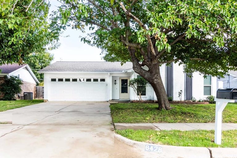 default property photo