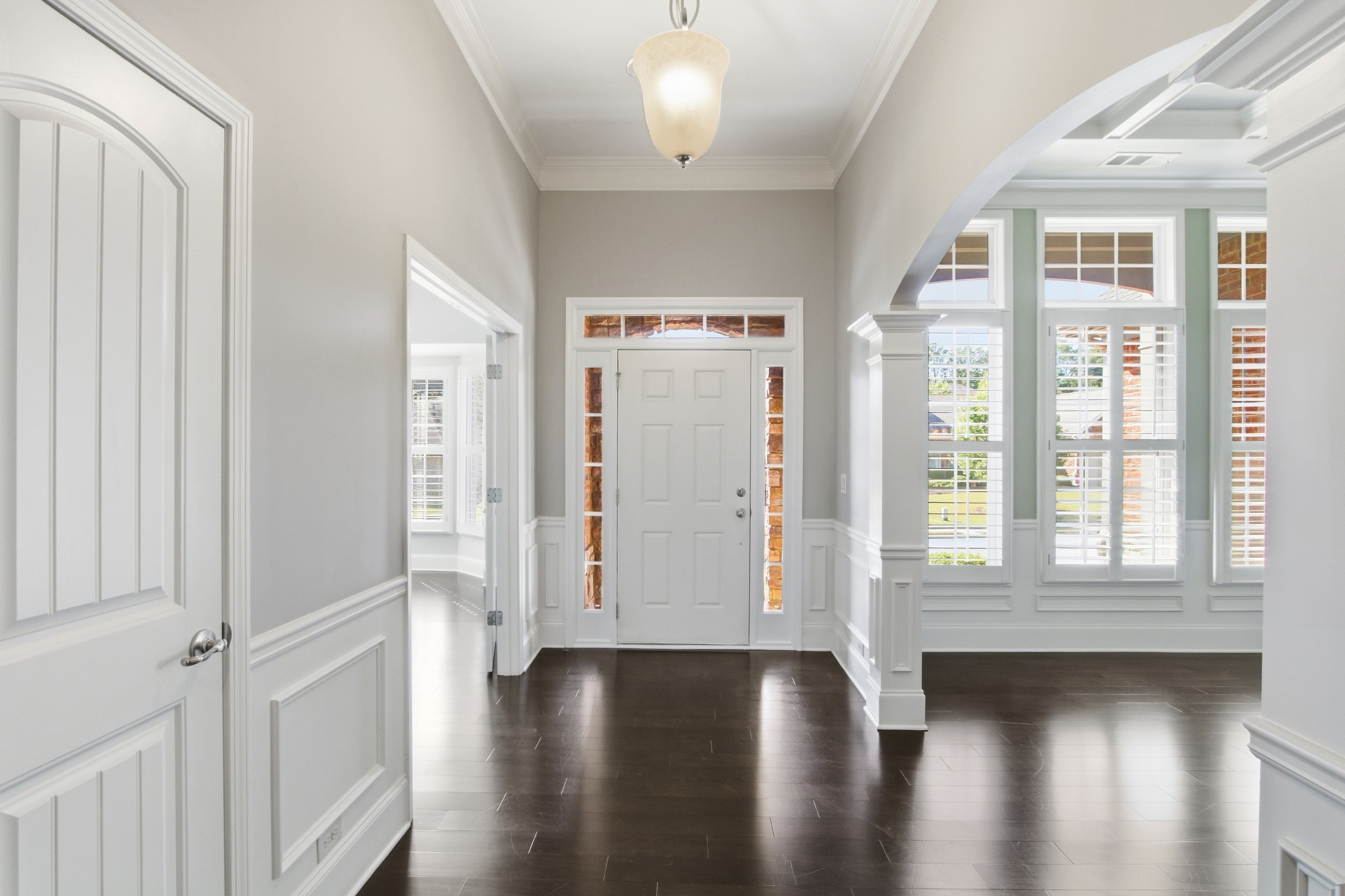 Photo 6 of 42 of 6785 Bransford Dr, Cumming, GA