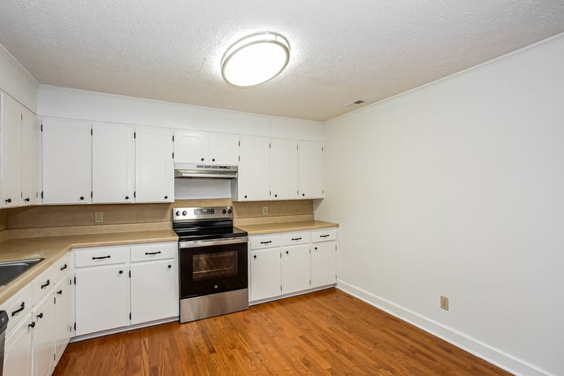 Property photo 2 of 4610 Pruett Dr