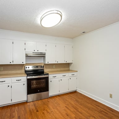 Property photo 2 of 4610 Pruett Dr