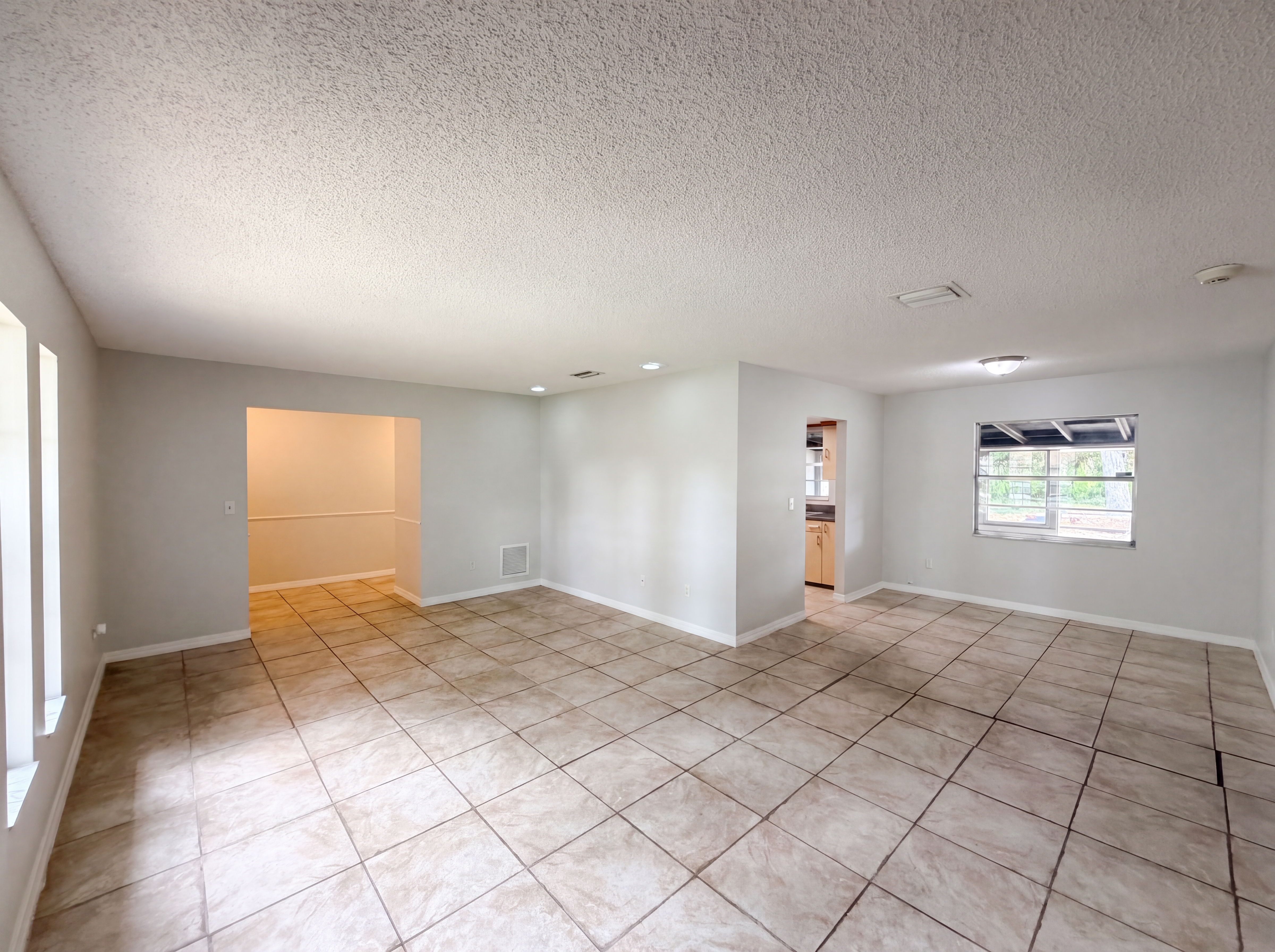 Photo 17 of 22 of 4730 Carmel St, Orlando, FL