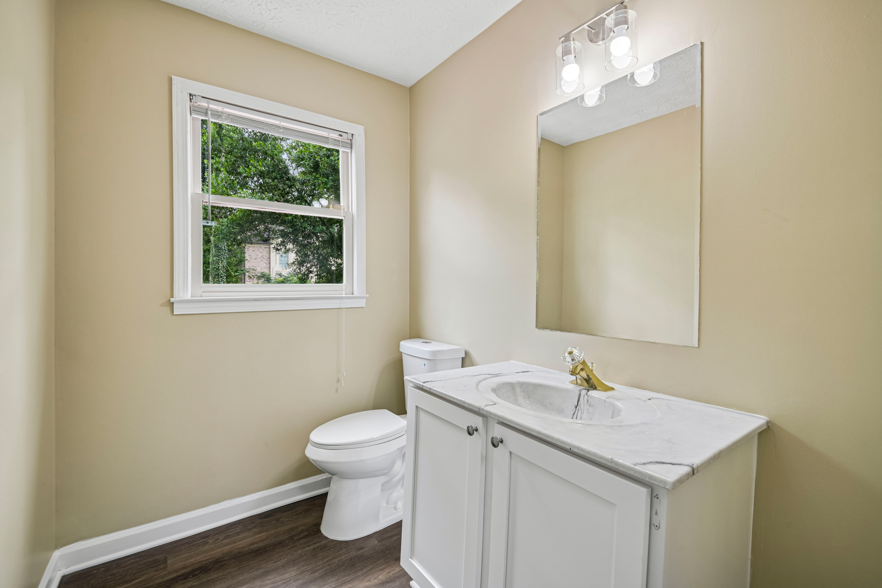 Photo 17 of 34 of 2321 Murdock Rd, Marietta, GA