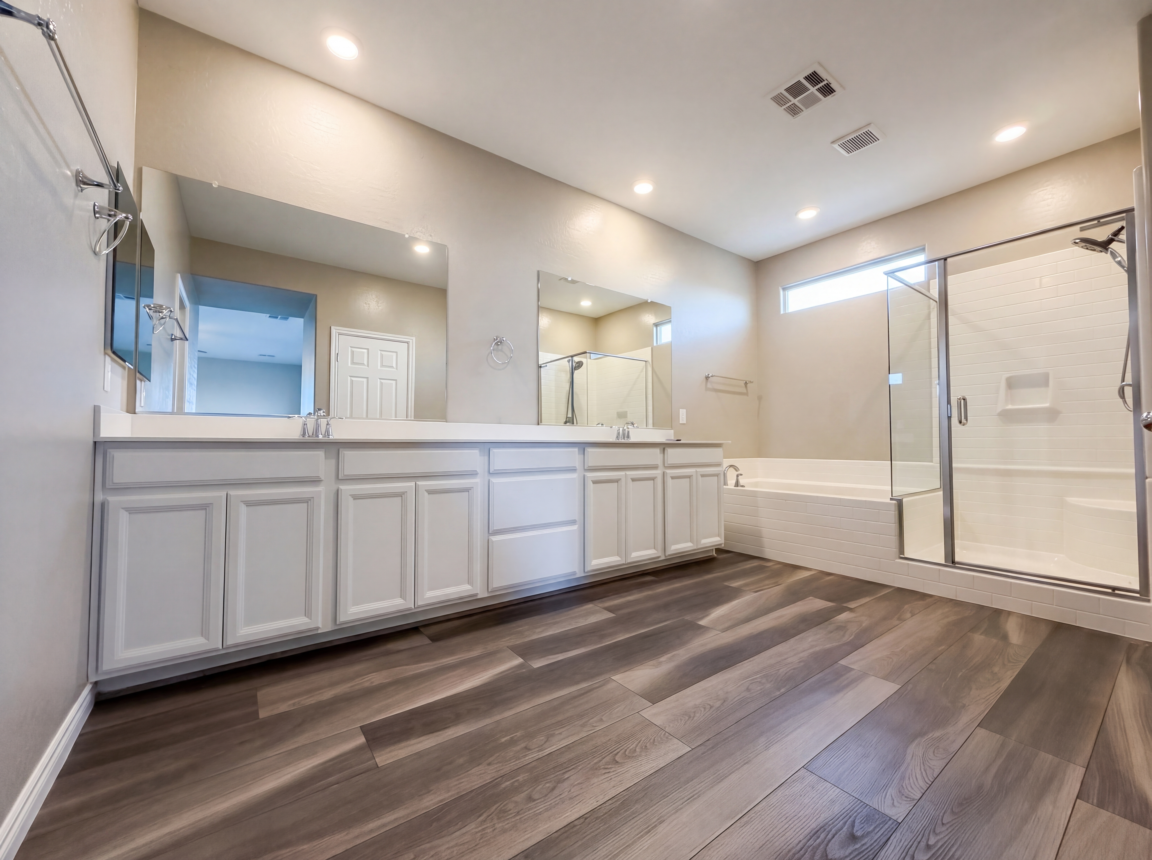 Photo 33 of 56 of 1418 Dire Wolf Ave, North Las Vegas, NV