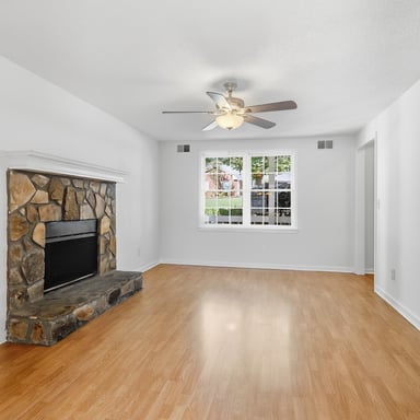 Property photo 3 of 4400 Hidden Meadow Cir