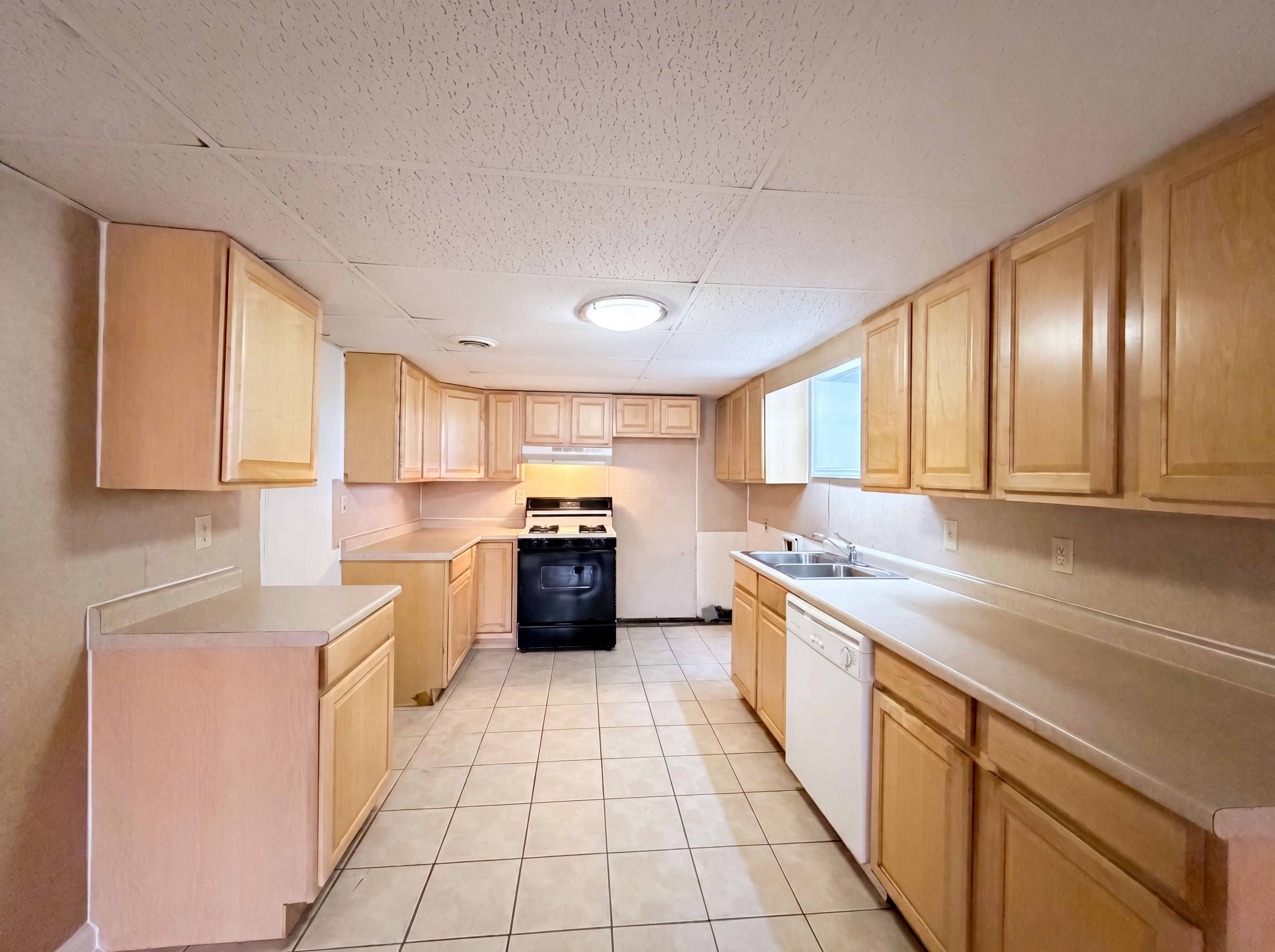 Photo 18 of 21 of 1580 W Cloaninger Ave, Statesville, NC