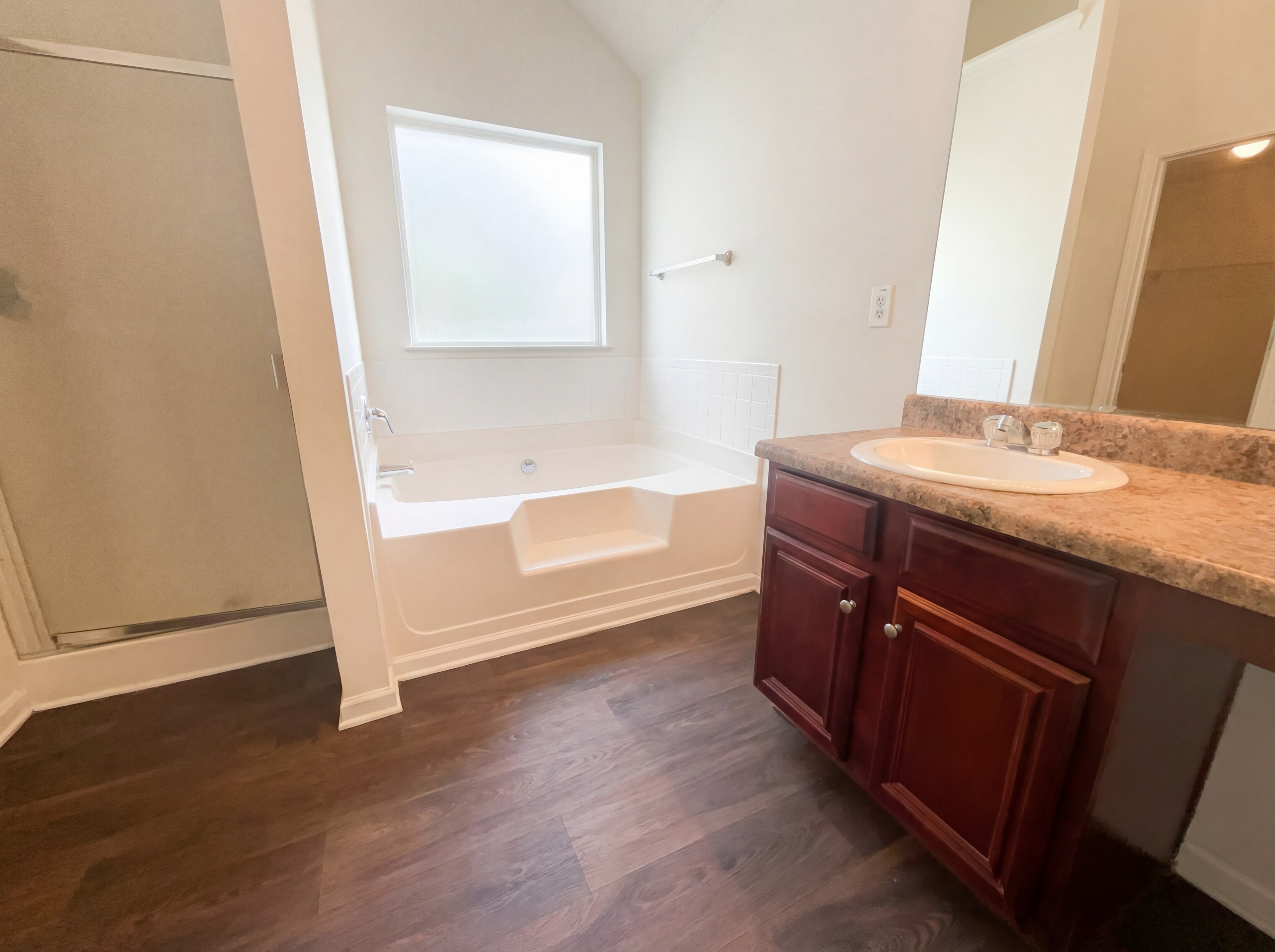 Photo 6 of 22 of 1630 Tigris Ct, Atlanta, GA