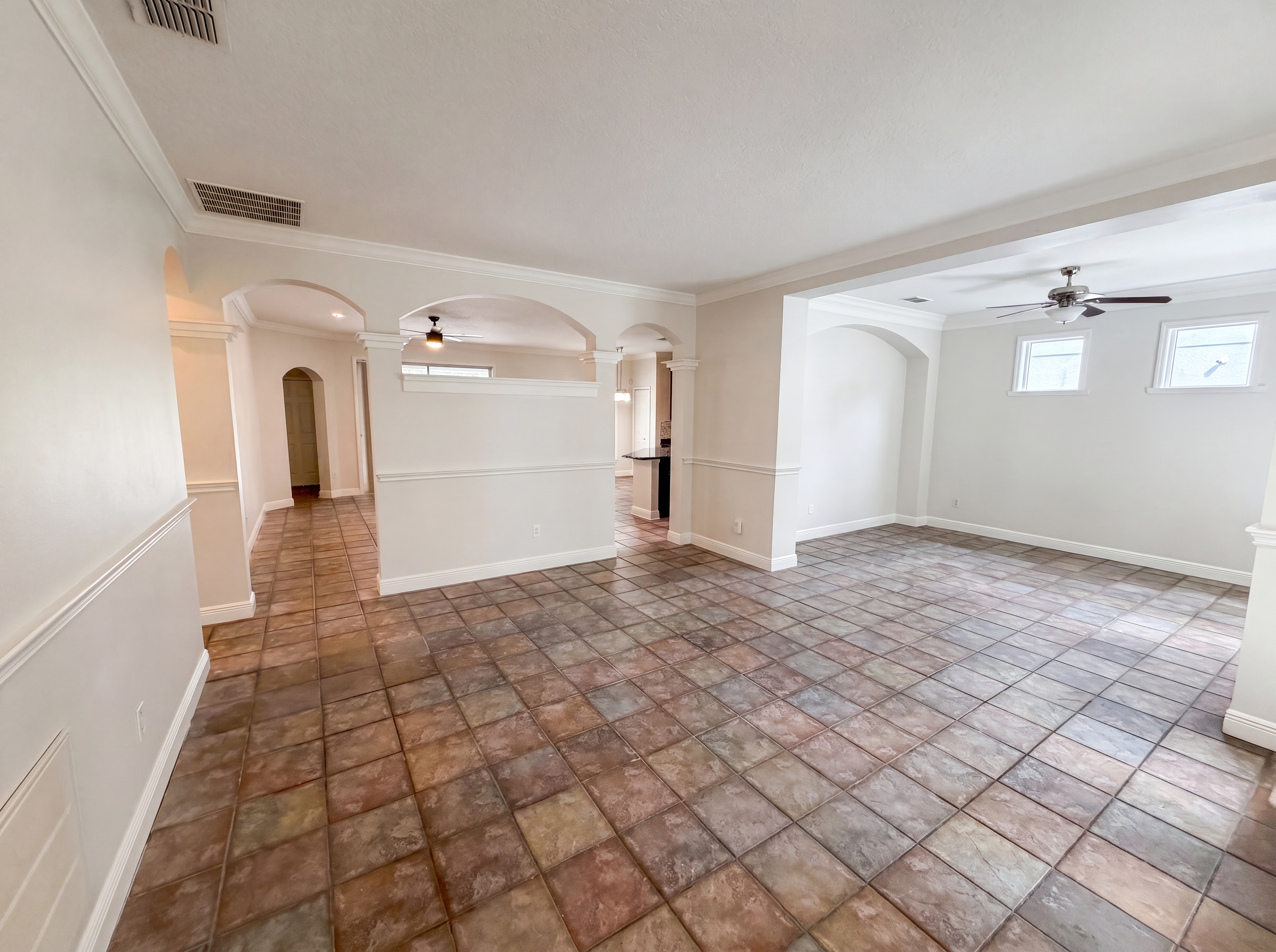 Photo 3 of 34 of 3379 Morelyn Crest Cir, Orlando, FL