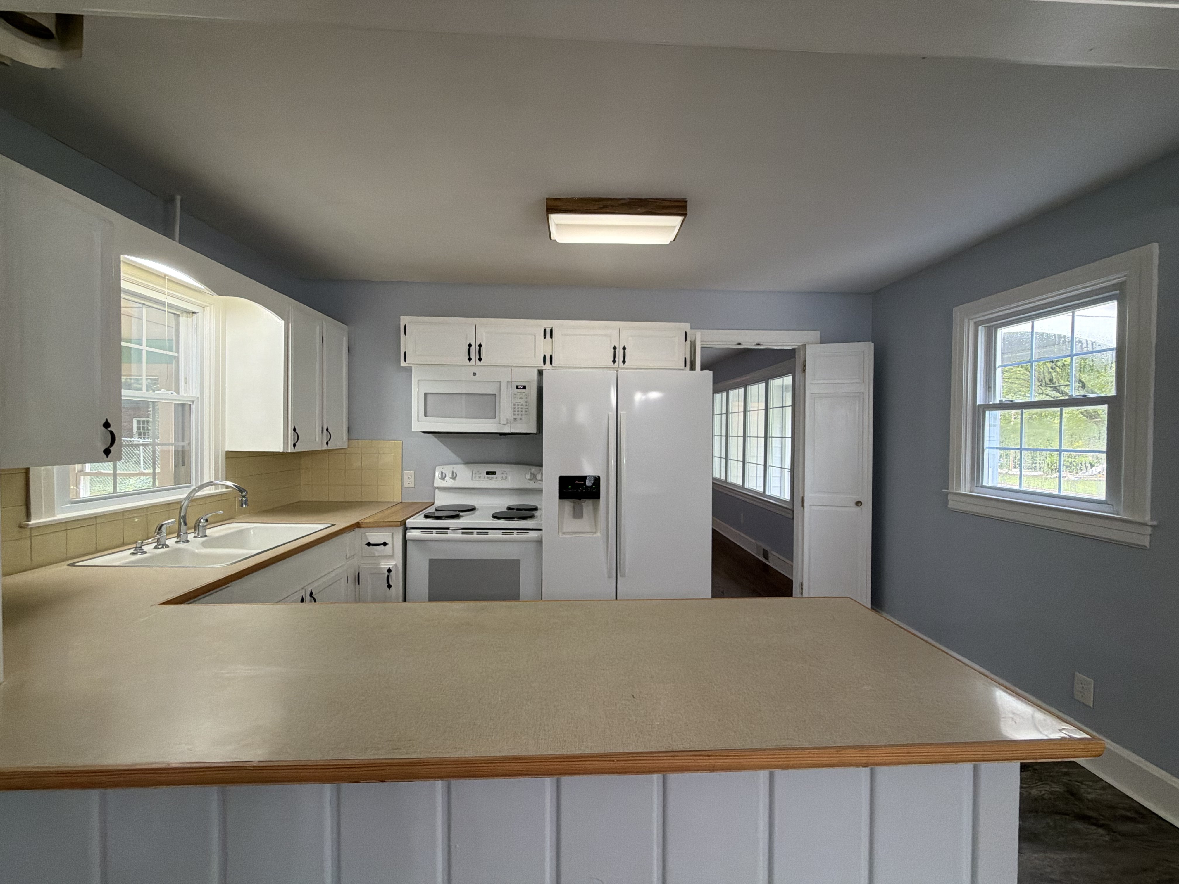 Photo 6 of 27 of 331 Burkewood Dr, Winston Salem, NC