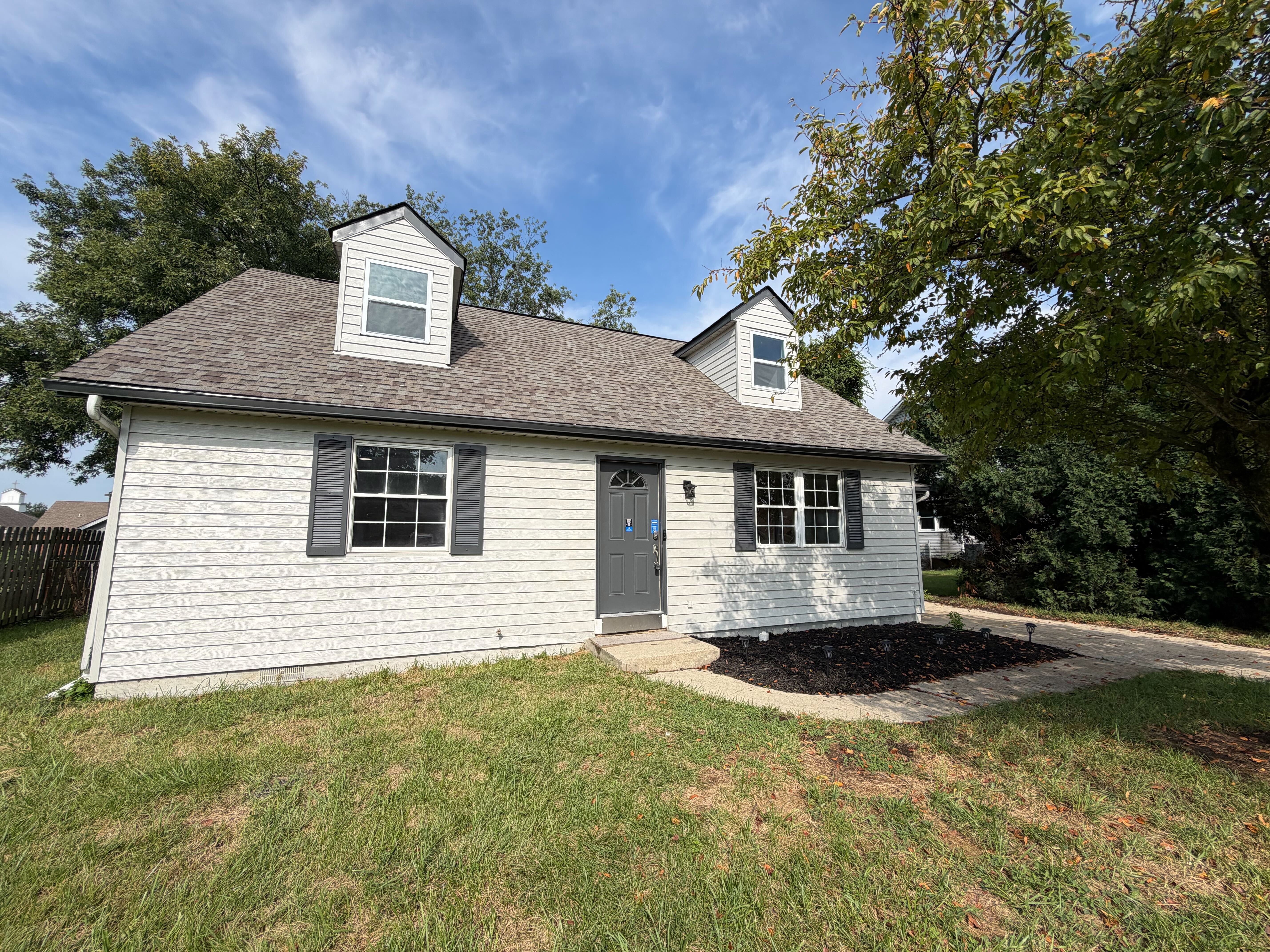 Photo 28 of 38 of 6363 Sandric Ln, Liberty Township, OH
