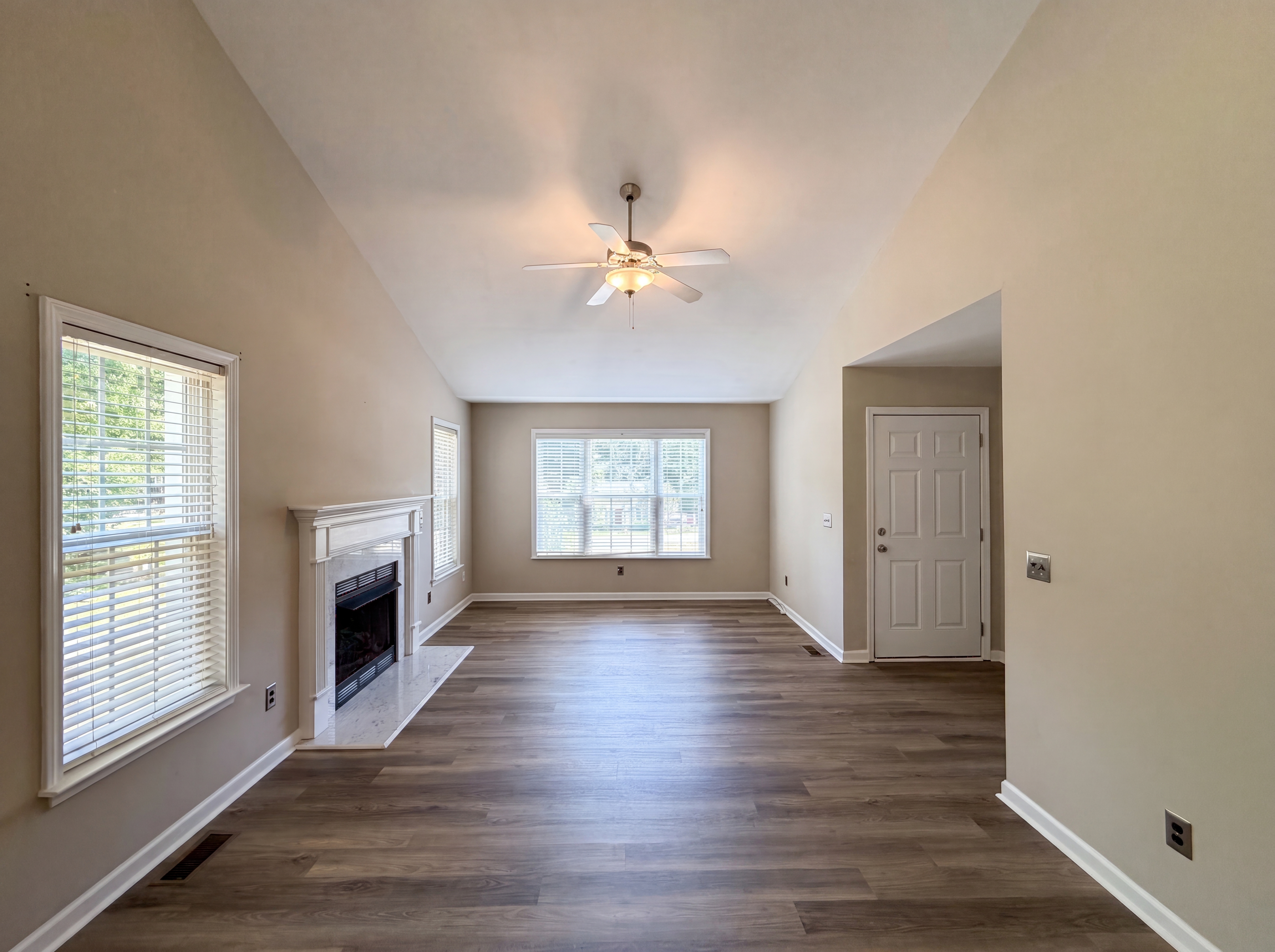 Photo 6 of 14 of 2137 Sterling Creek Ln, Franklinton, NC