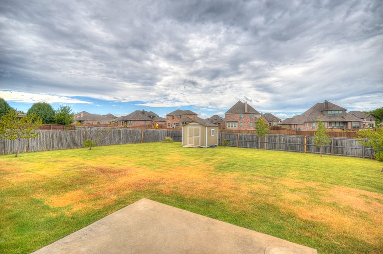 Photo 25 of 26 - 544 Kenilworth Ave, Little Elm, TX 75068