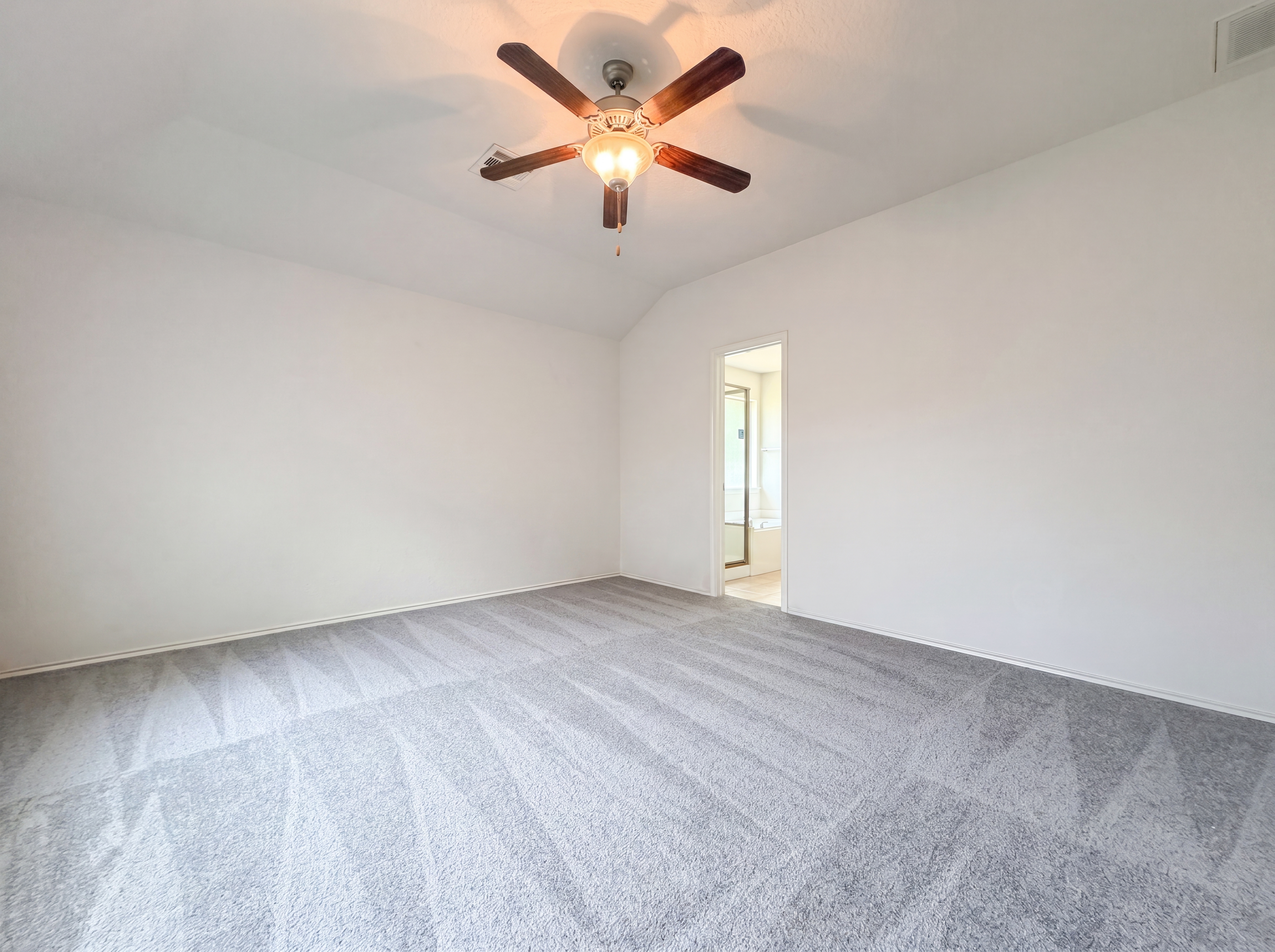 Photo 10 of 15 of 361 Saddlehorn Way, Cibolo, TX