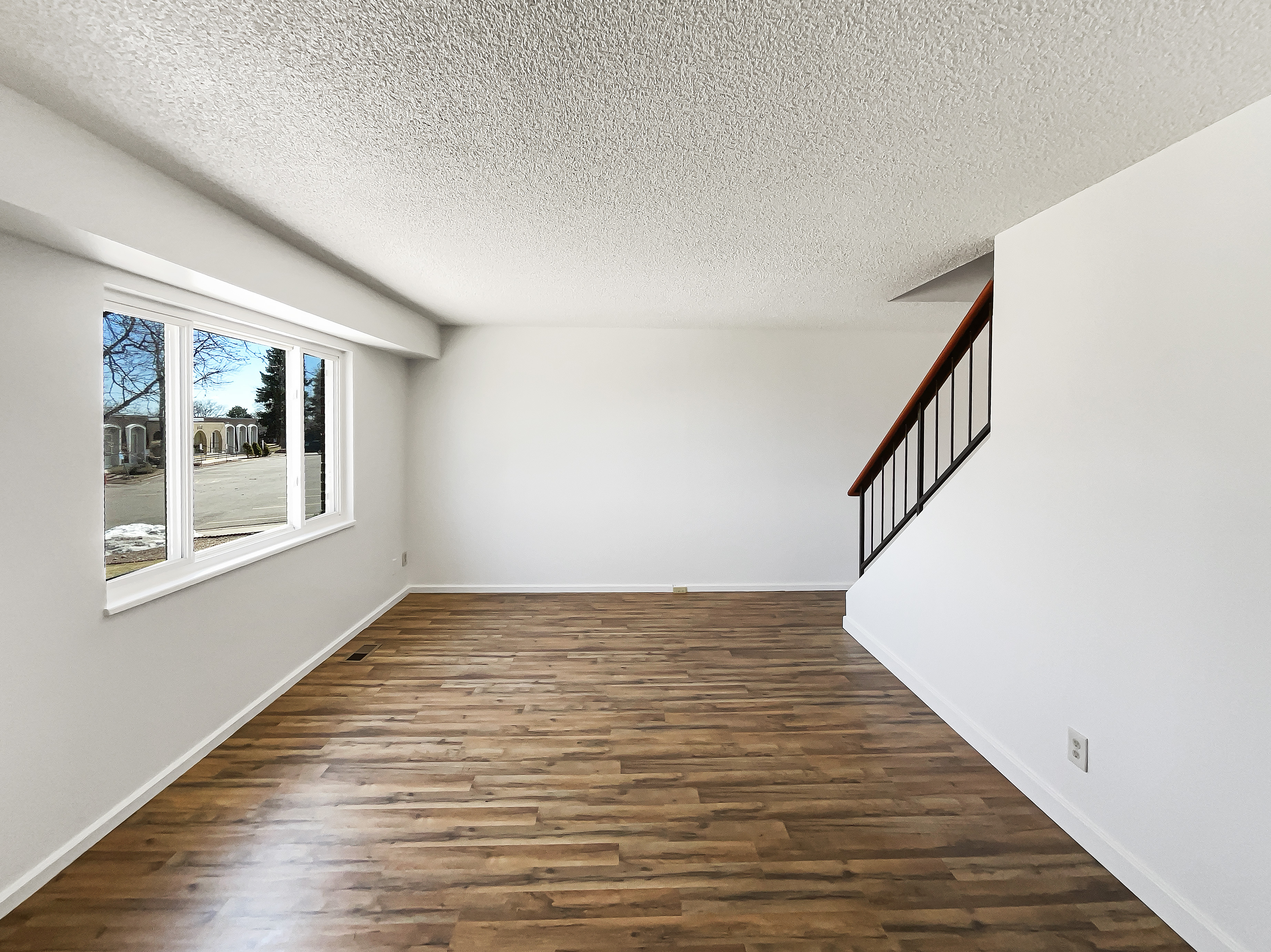 Photo 3 of 20 of 630 S Youngfield Ct, Lakewood, CO