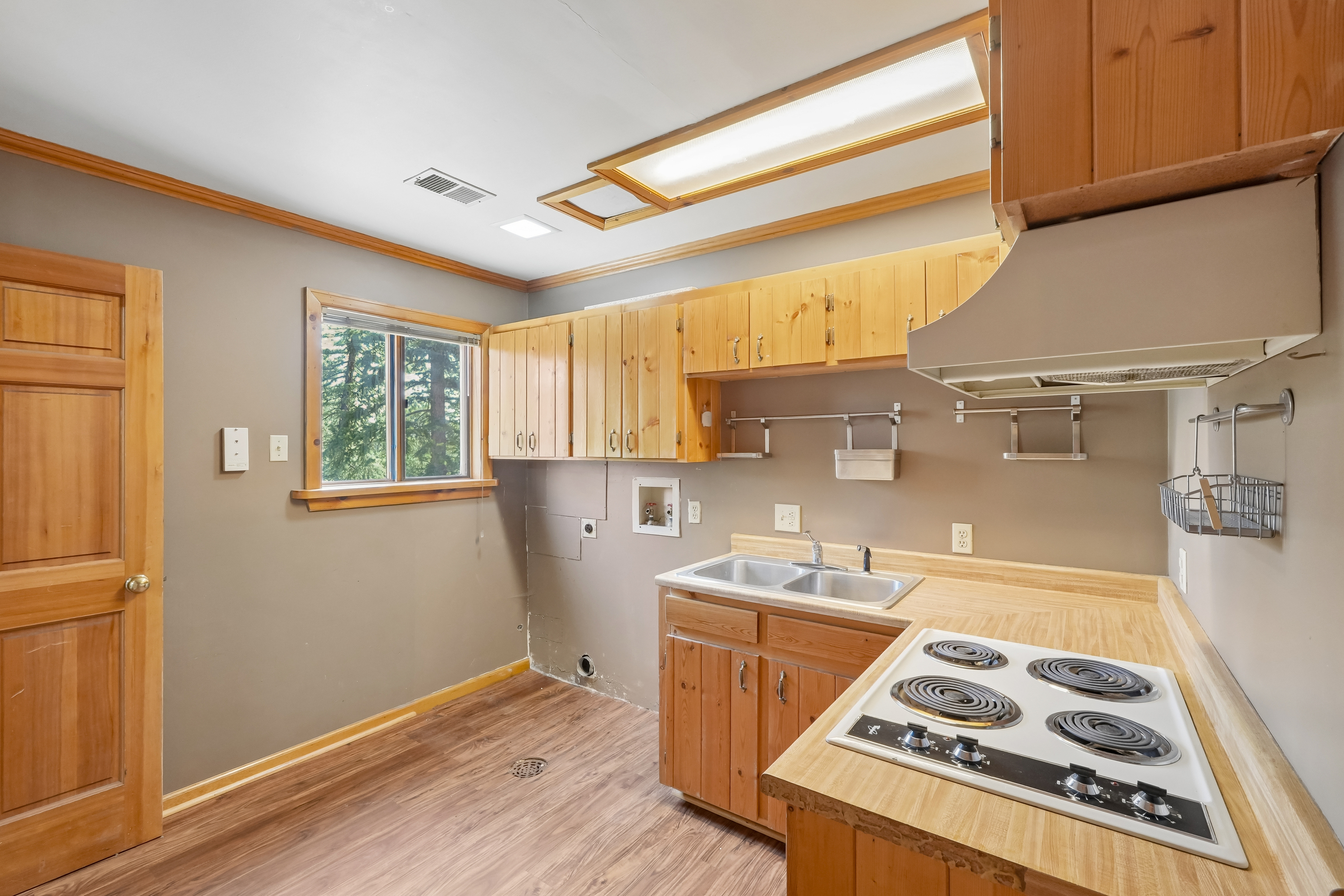 Photo 41 of 55 of 30243 Pine Crest Dr, Evergreen, CO