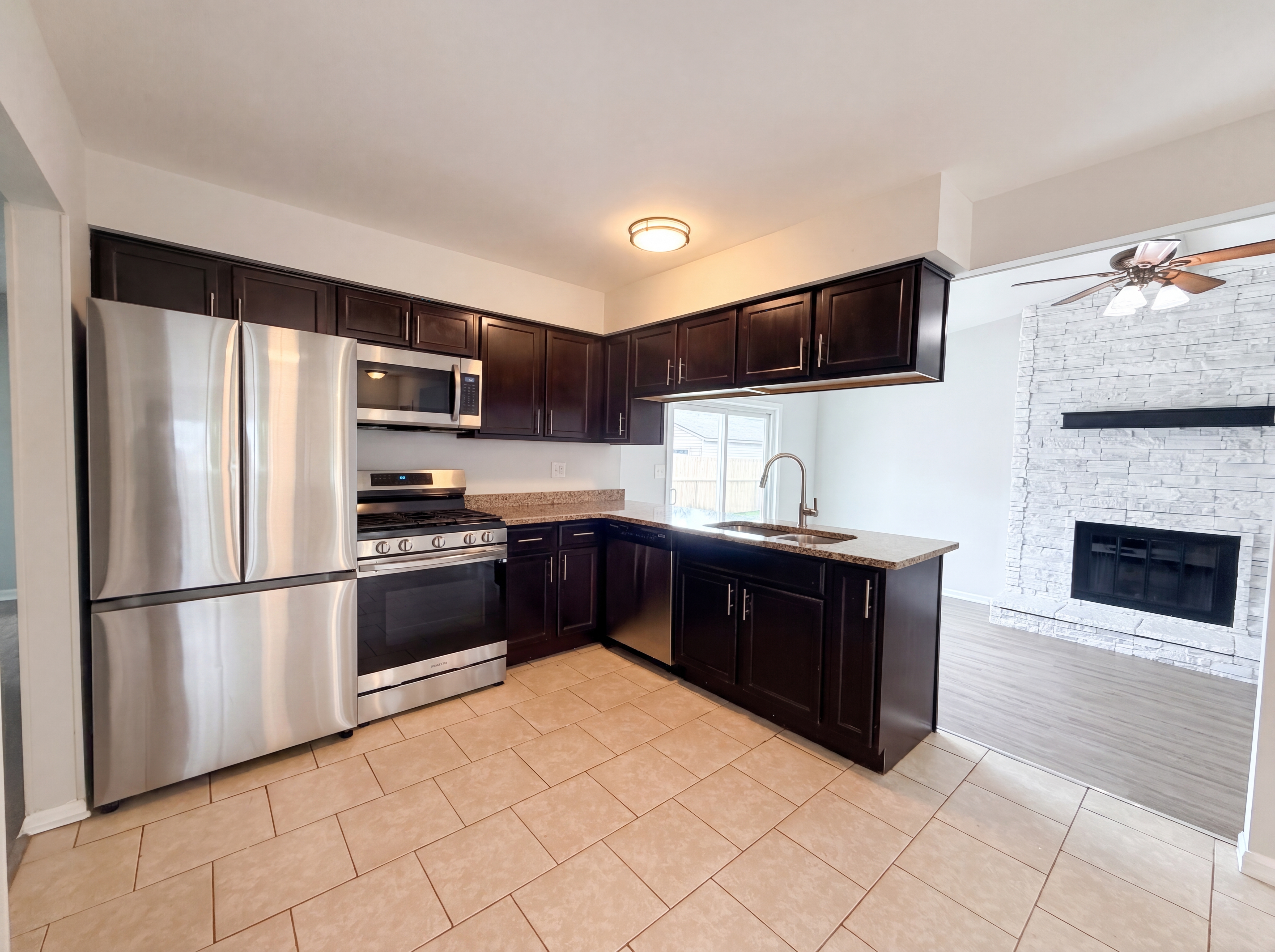 Photo 2 of 21 of 42195 Fairview Dr, Canton, MI