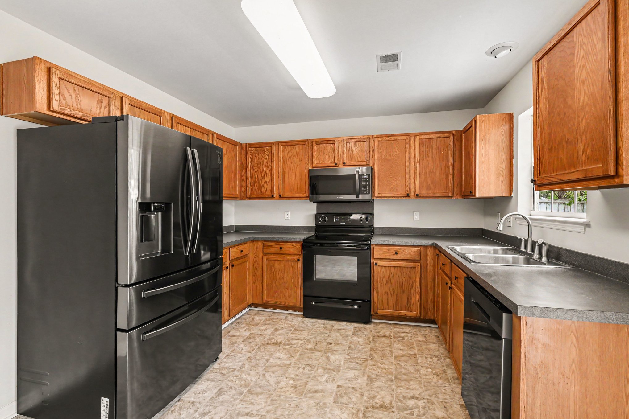 Photo 5 of 17 of 4861 Hearthside Dr, Summerville, SC