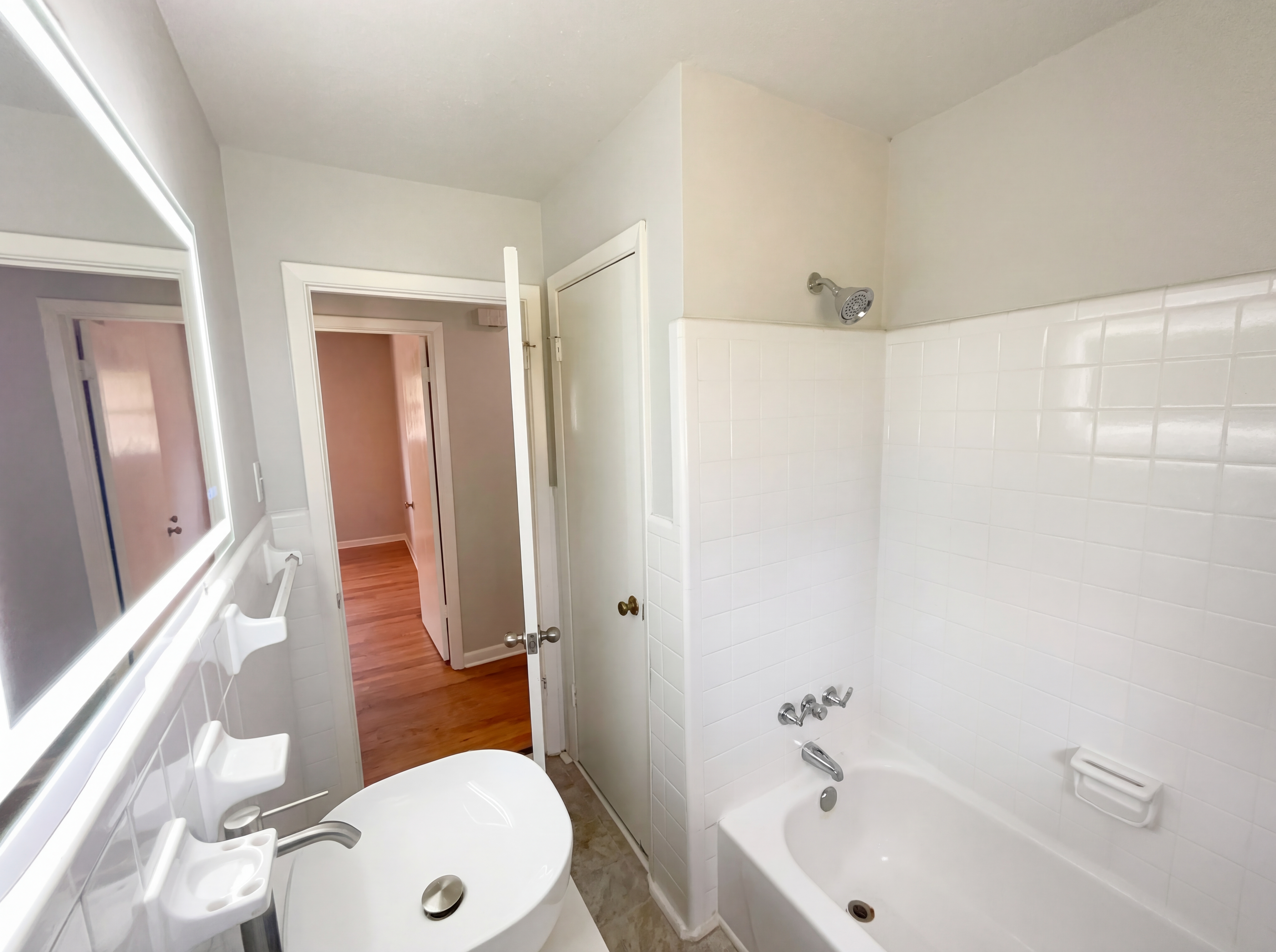 Photo 15 of 19 of 2855 Jerome Rd, Atlanta, GA