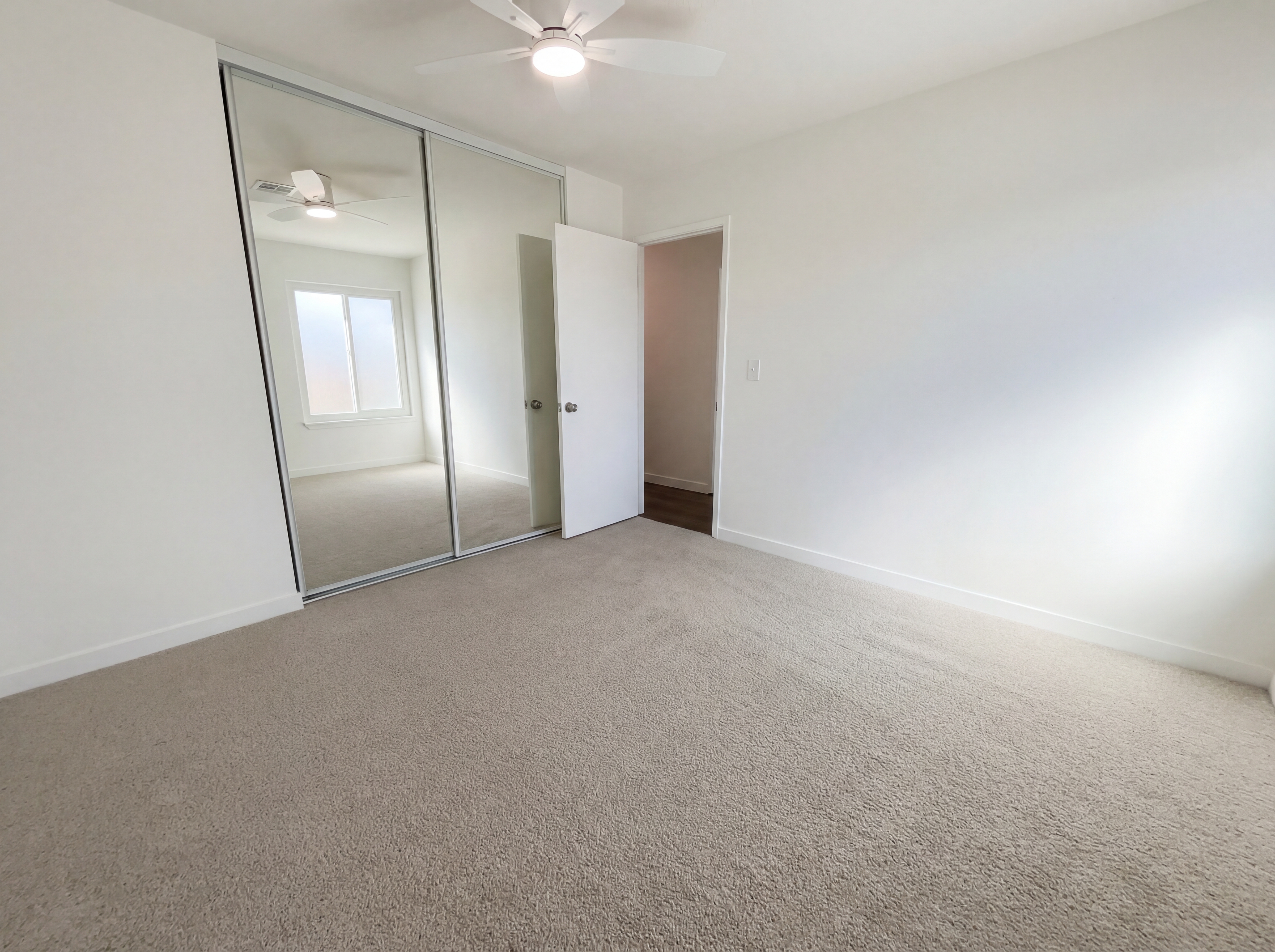 Photo 18 of 25 of 6478 Creston Ave, Las Vegas, NV